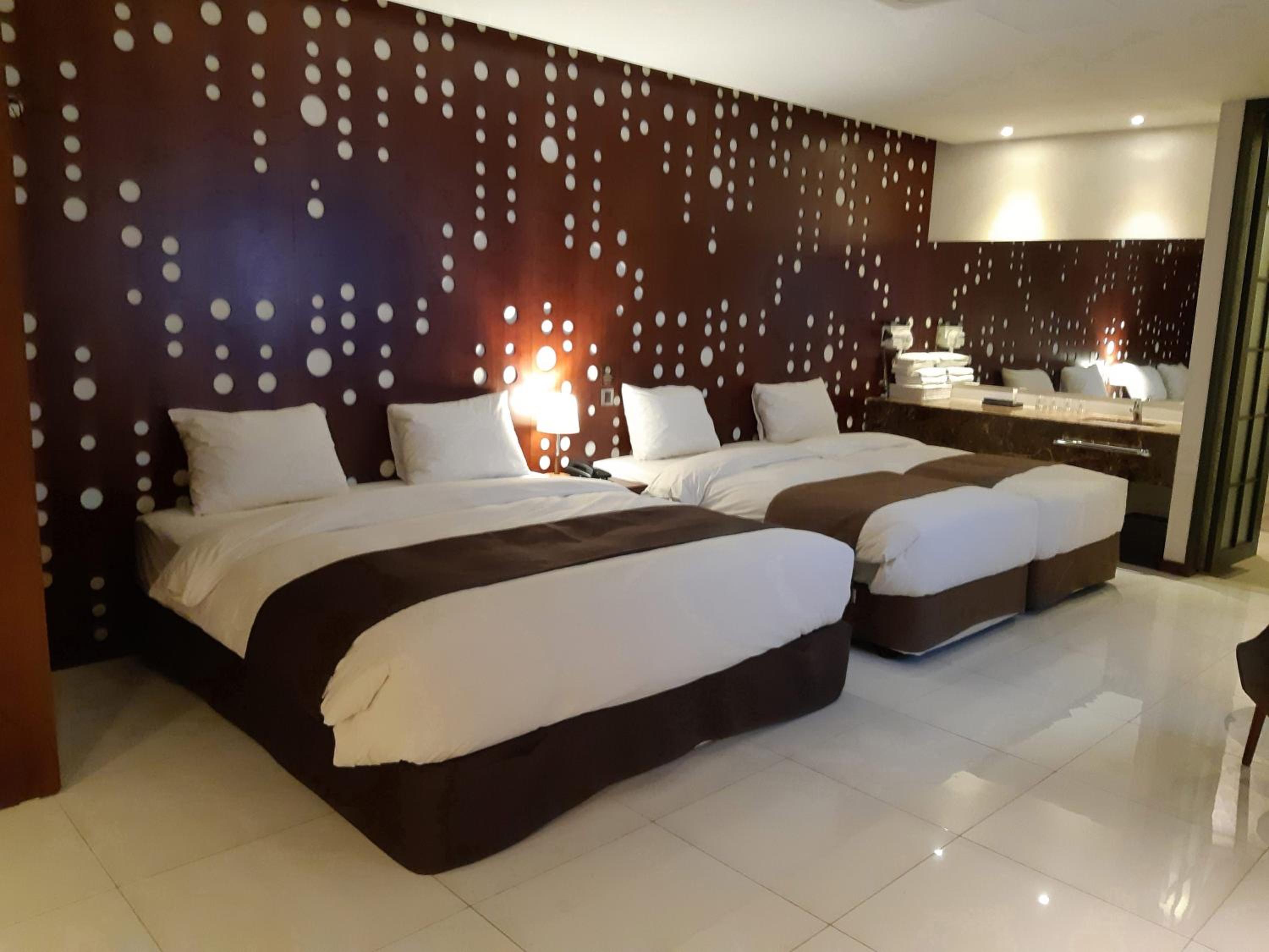 Standard Family Room