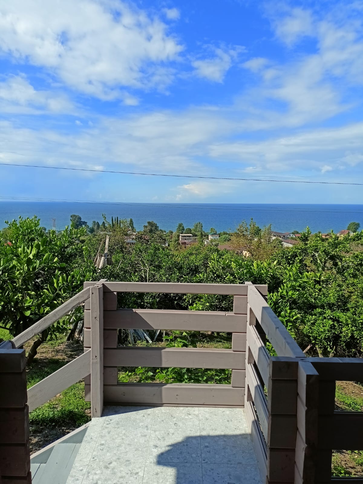 Четырехместный домик № 4 с отличным видом на море