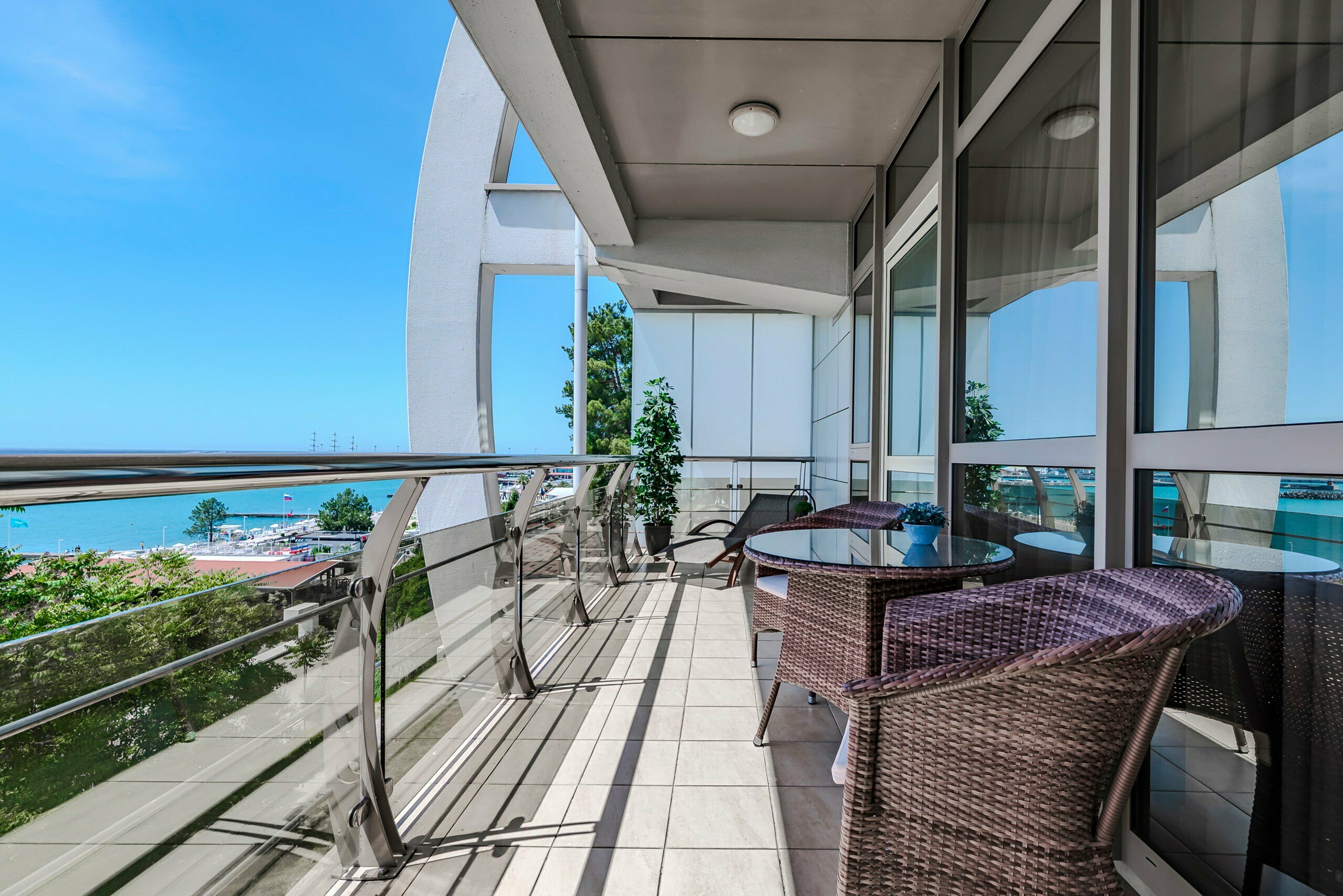 Двухкомнатные апартаменты Family с панорамным видом на море