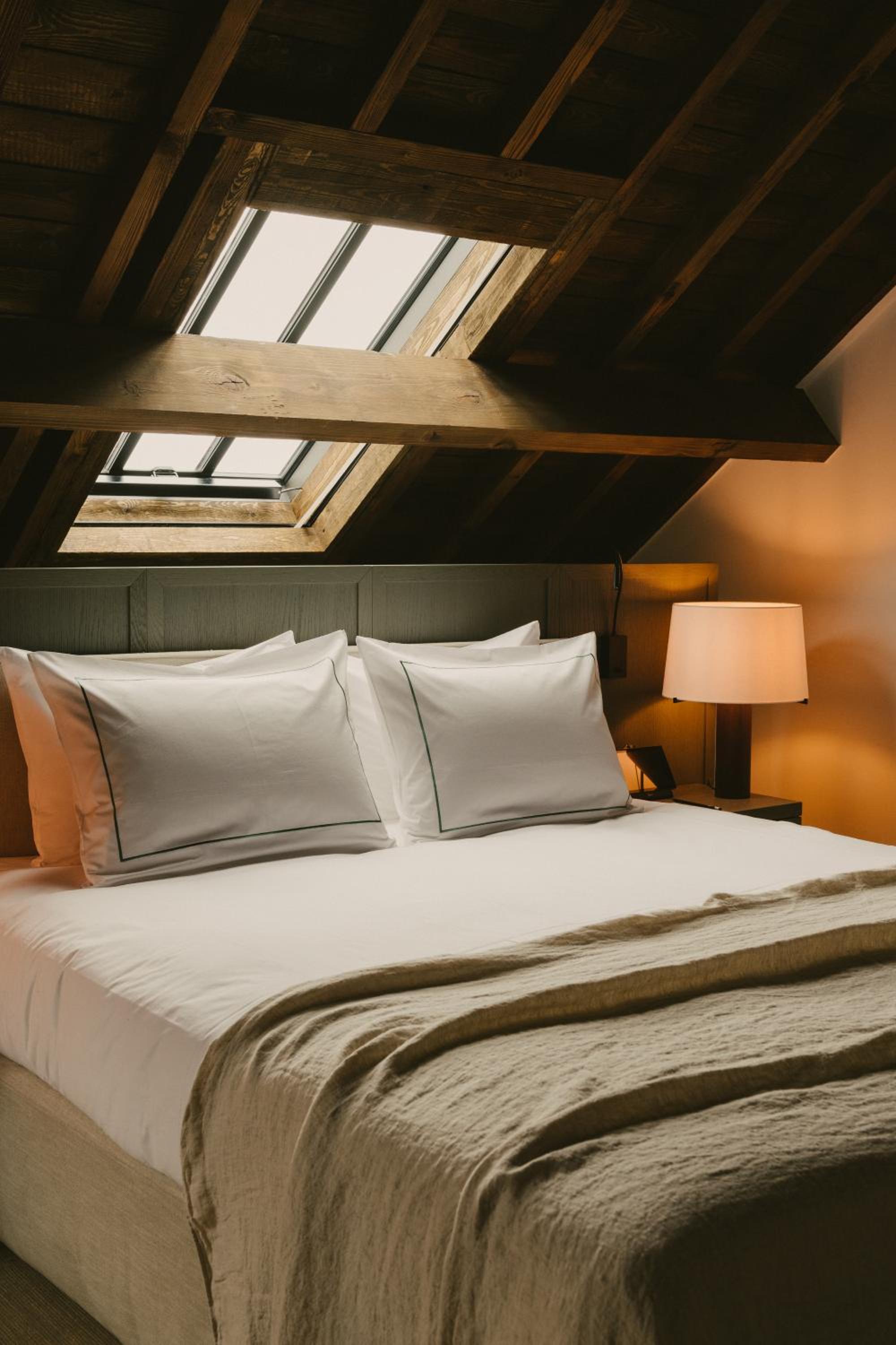 Deluxe Double Room with Bath