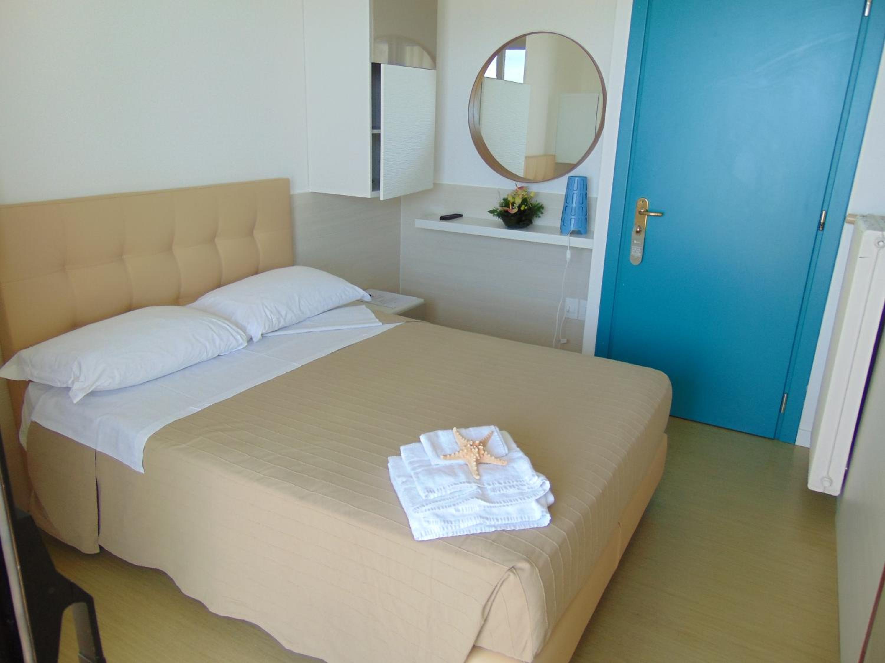 Comfort Single Room with Sea View