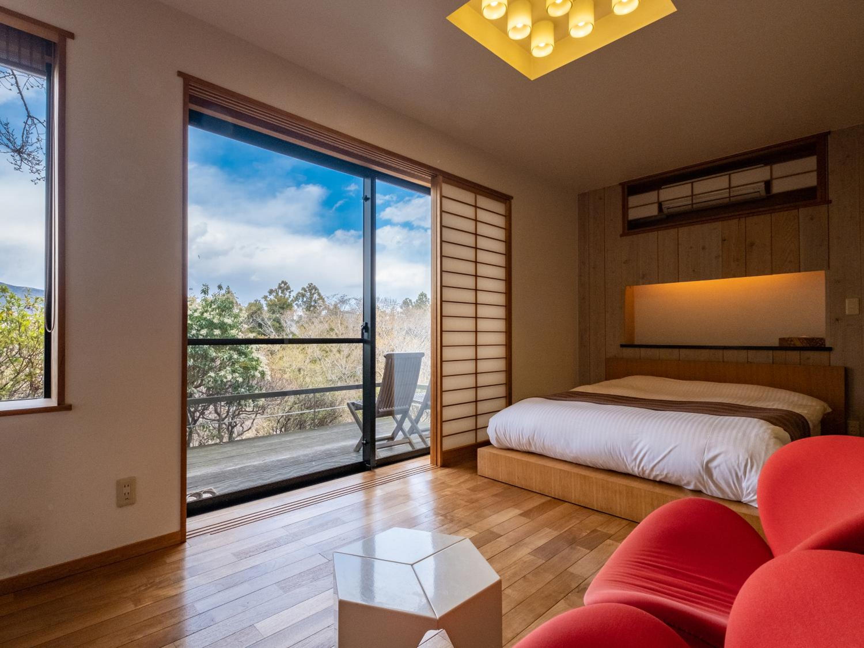 Japanese and Western style room 35㎡ Double or Twin Room with private open-air bath