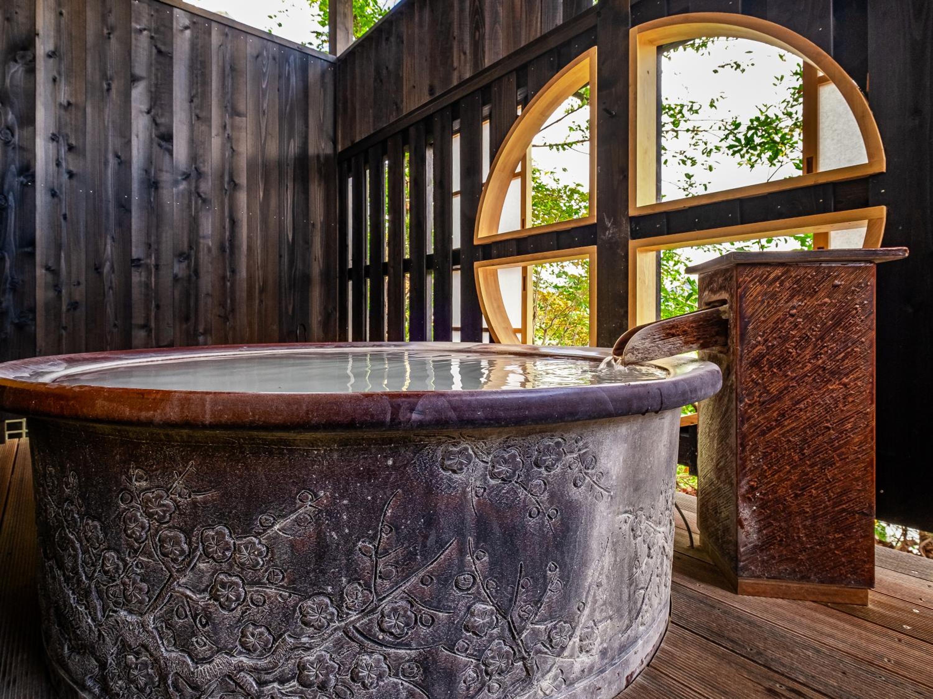 Japanese and Western style room 35㎡ Double or Twin Room with private open-air bath