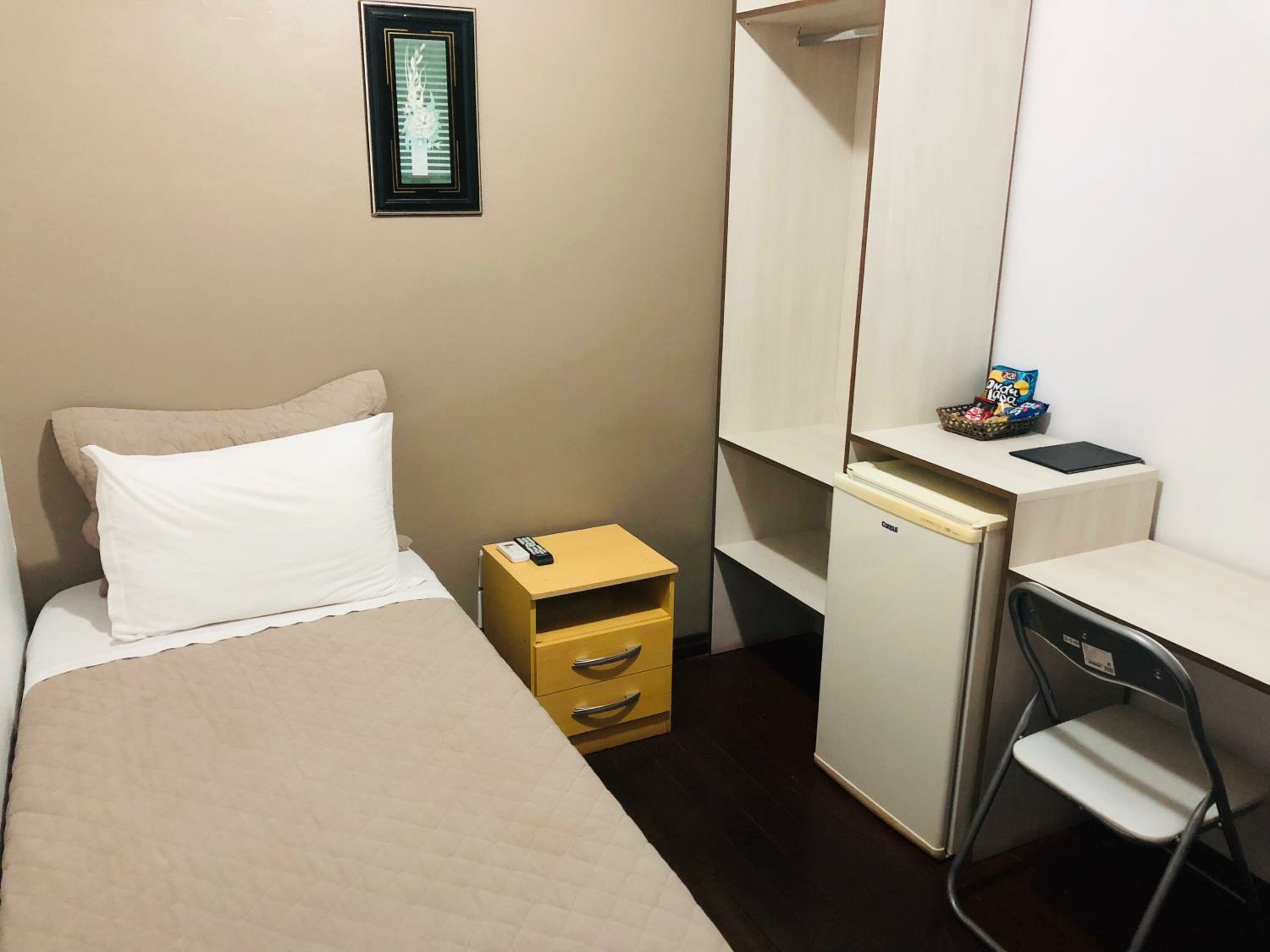 Single Room with Air Conditioning