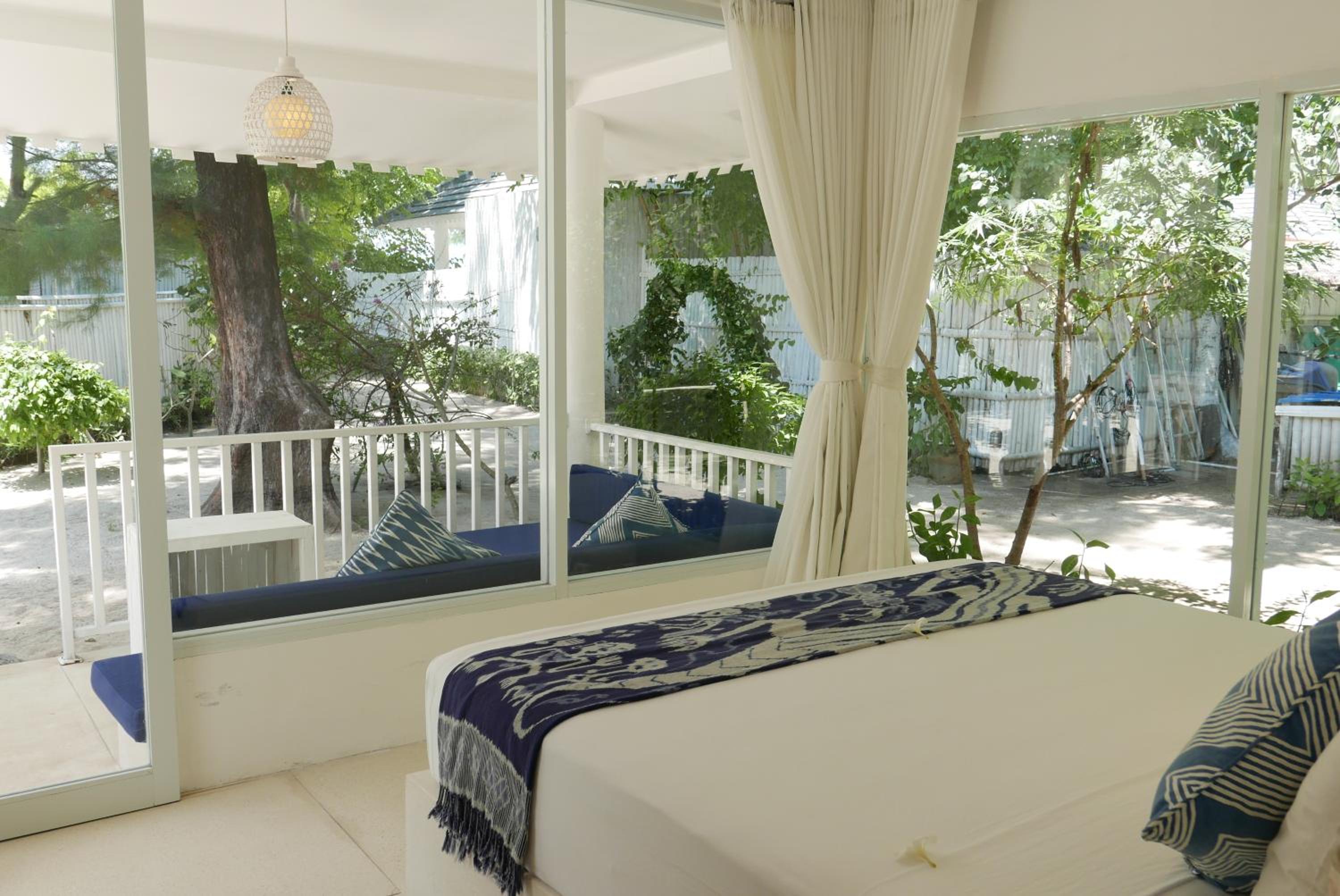 Beach Bungalow with Nature View
