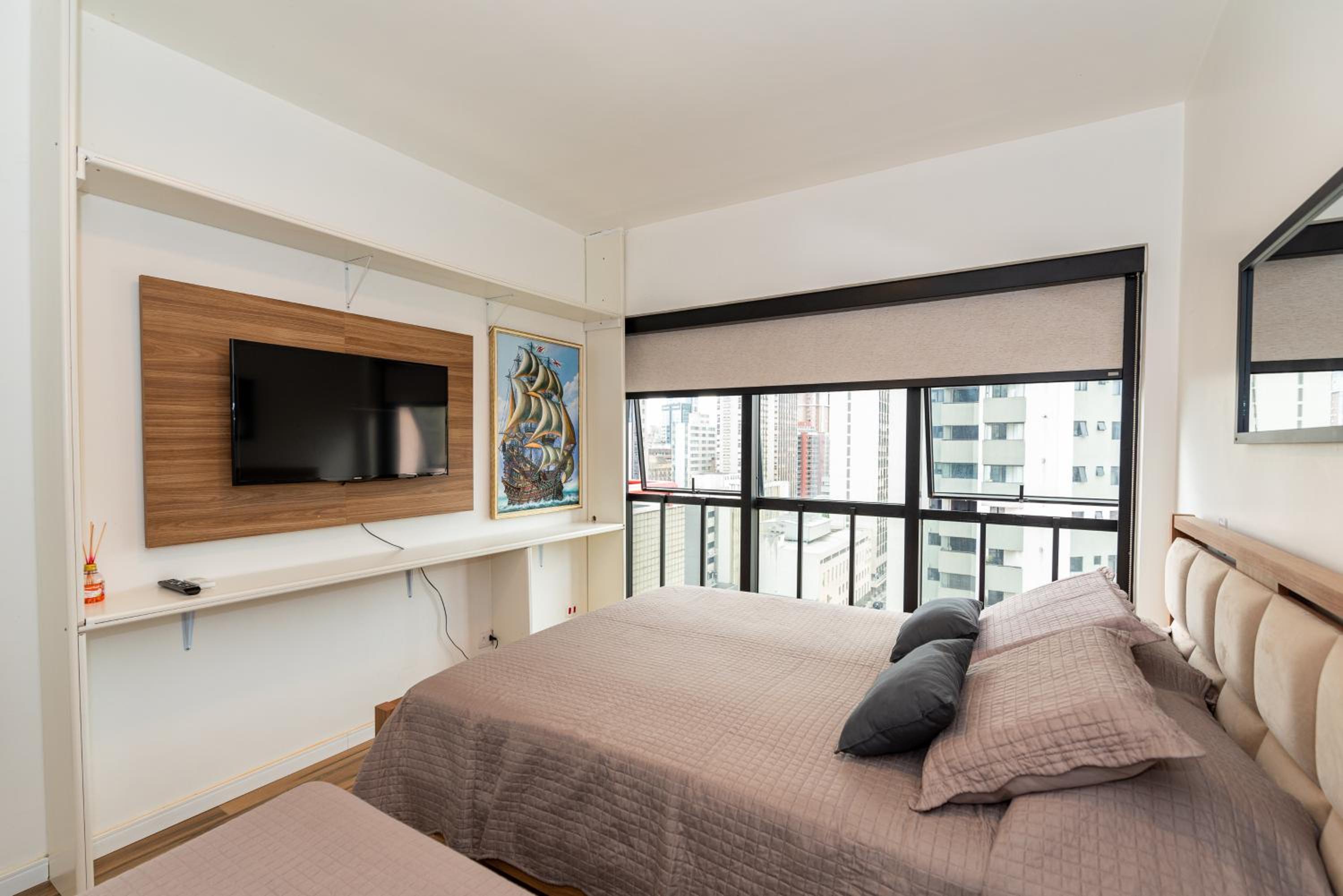 Apartment with Balcony