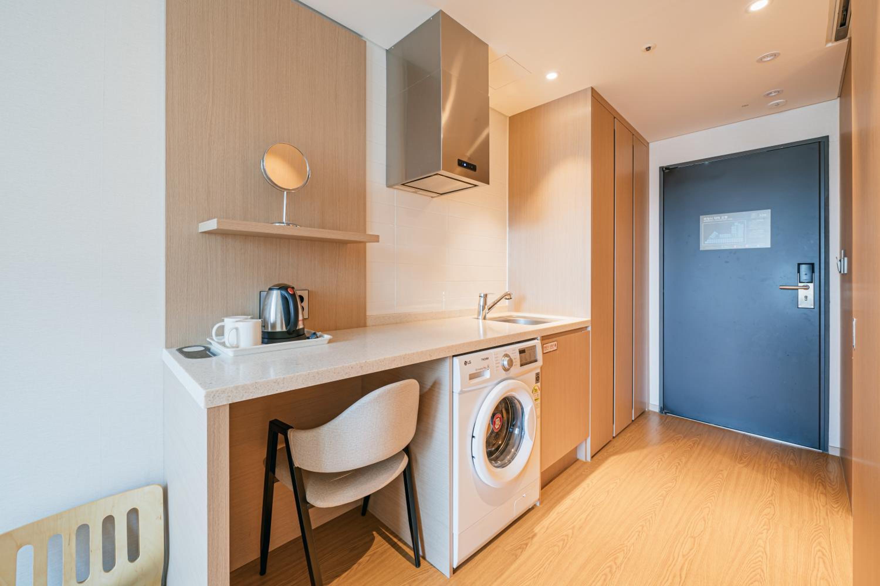 Korean-Style Ondol Room