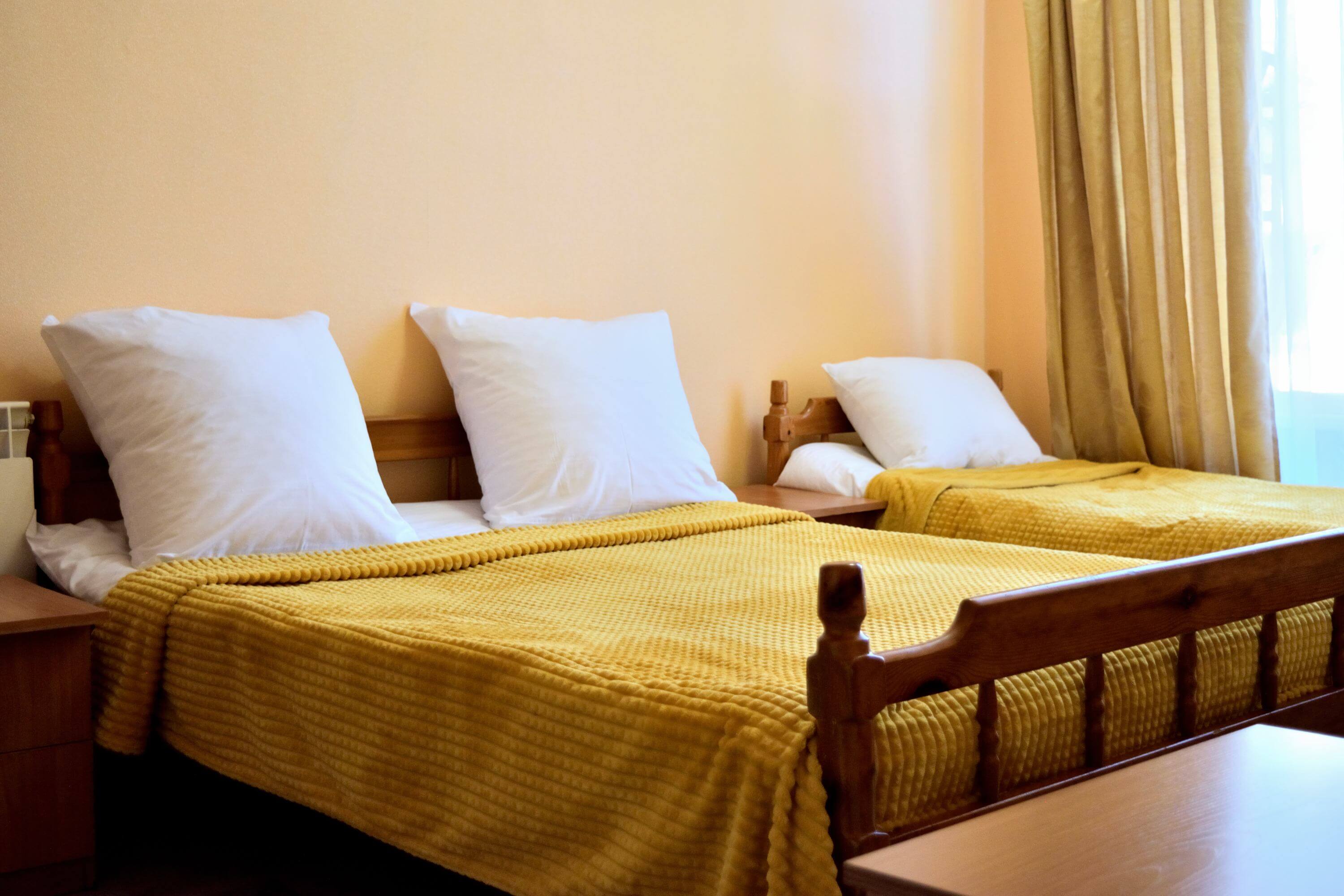 №5. Семейный номер с дополнительным спальным местом и видом на горы