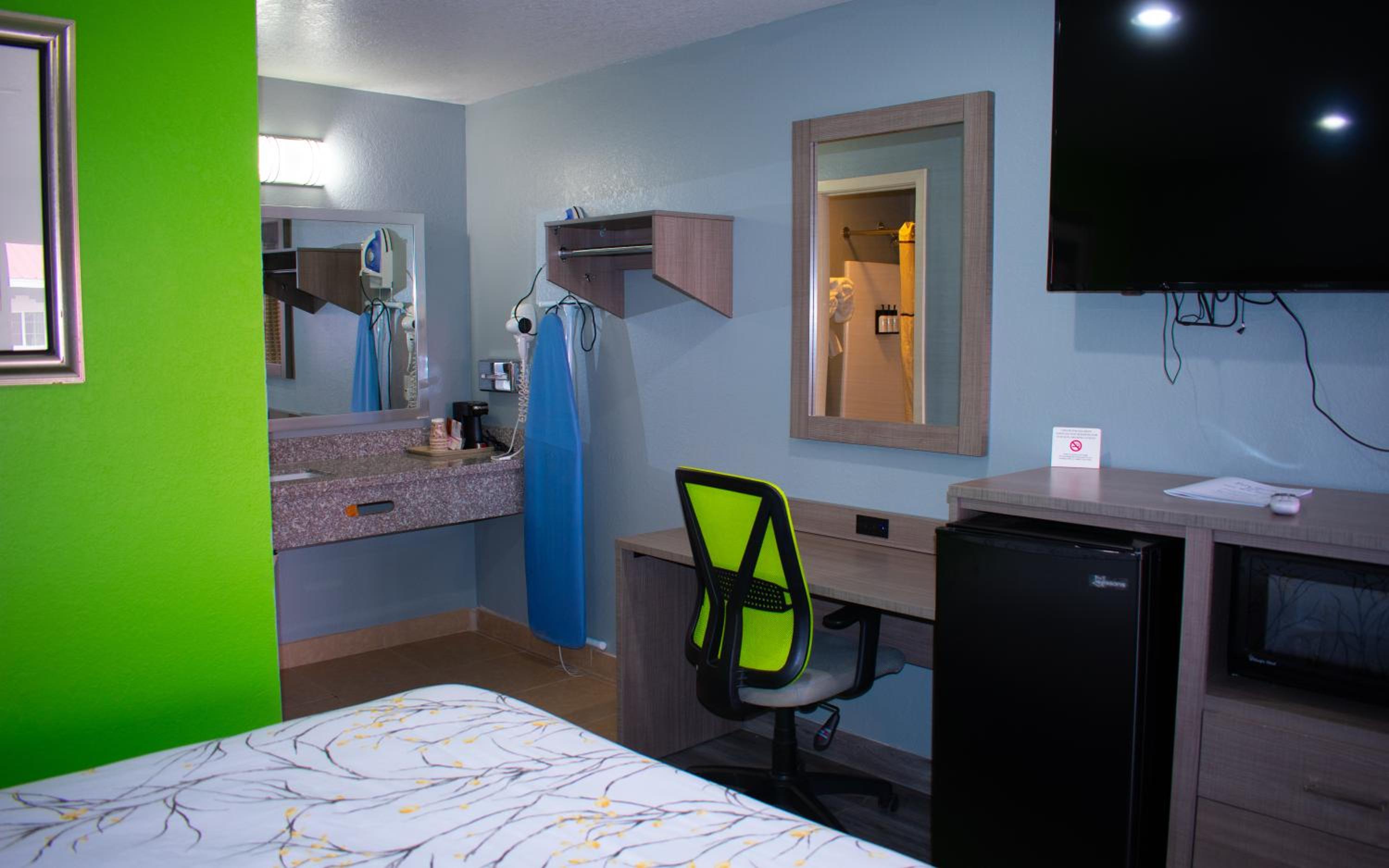 Queen Room with Two Queen Beds