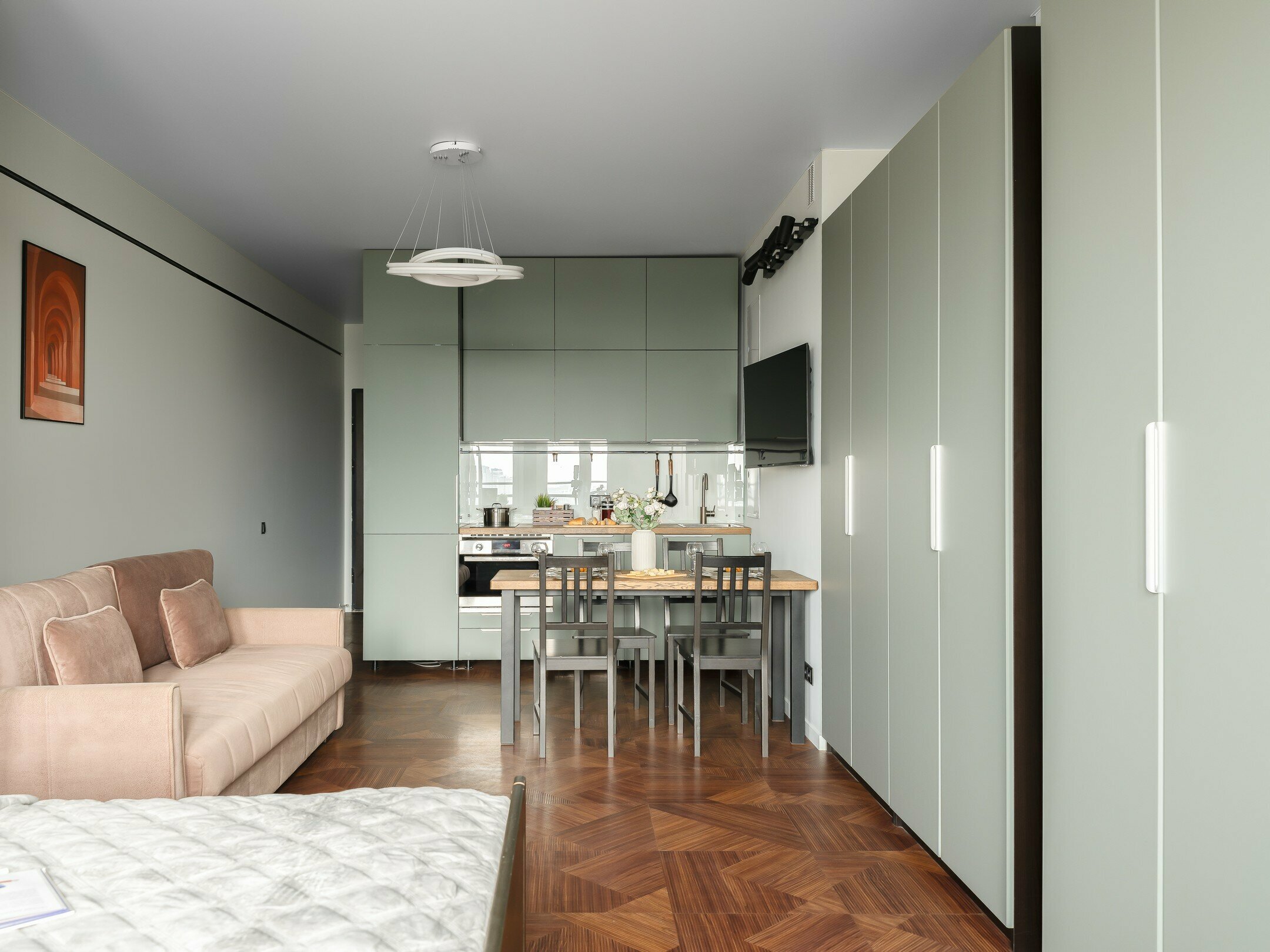 Saturn - 4х местные делюкс апартаменты в "Савеловский-Сити"