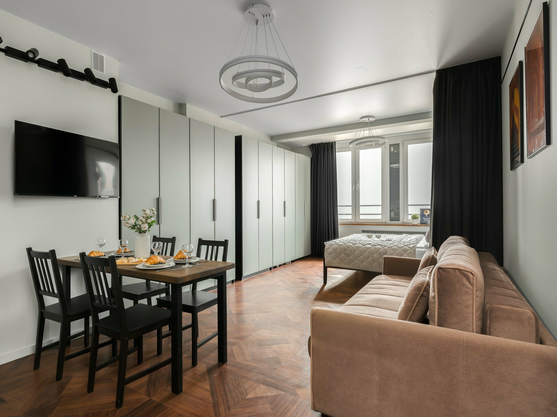 Saturn - 4х местные делюкс апартаменты в "Савеловский-Сити"