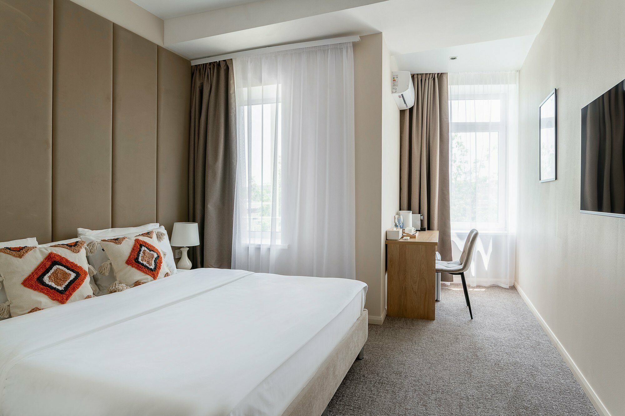 Двухместный номер с частичным видом на море