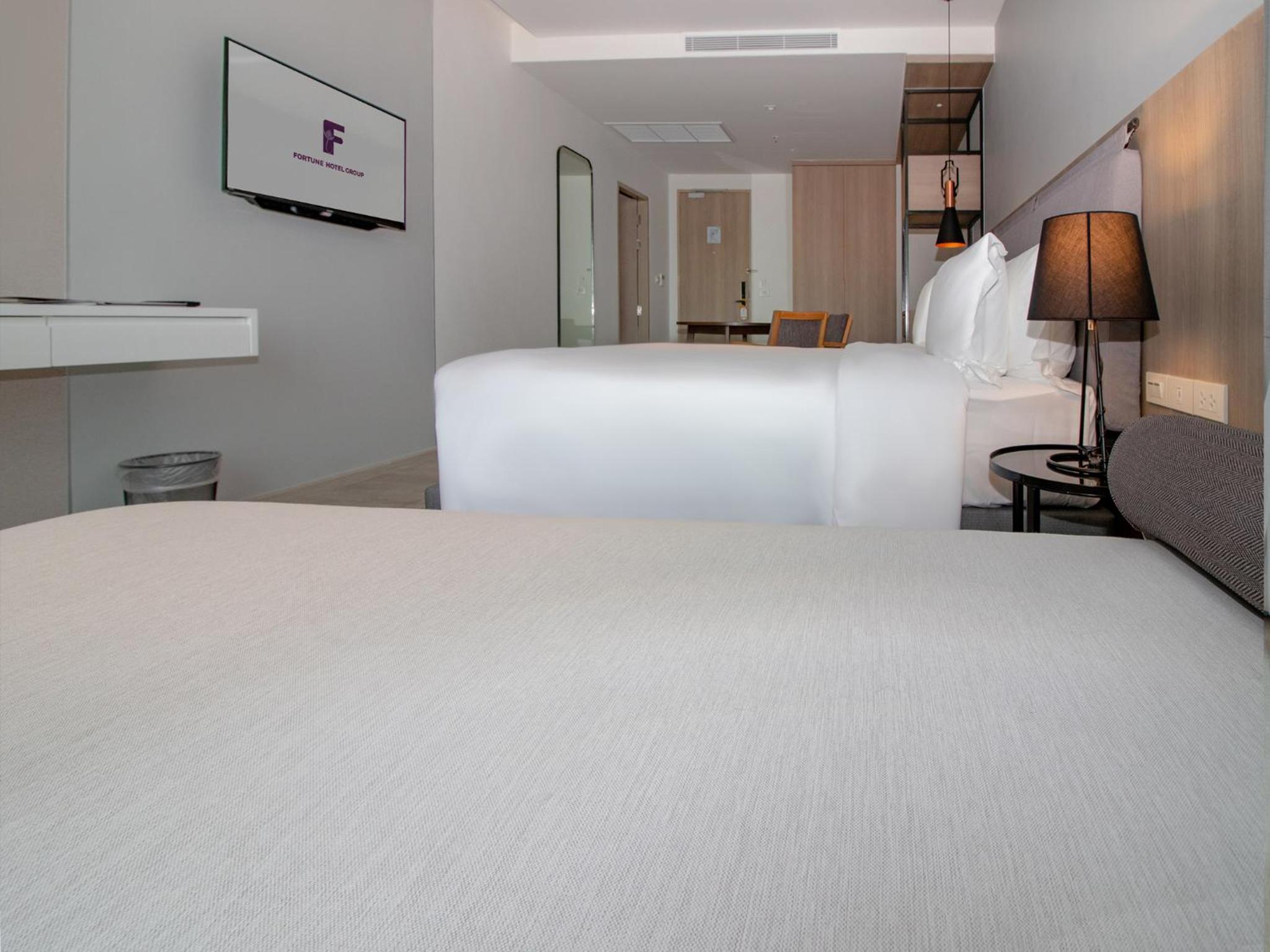 Premier Sea View Room