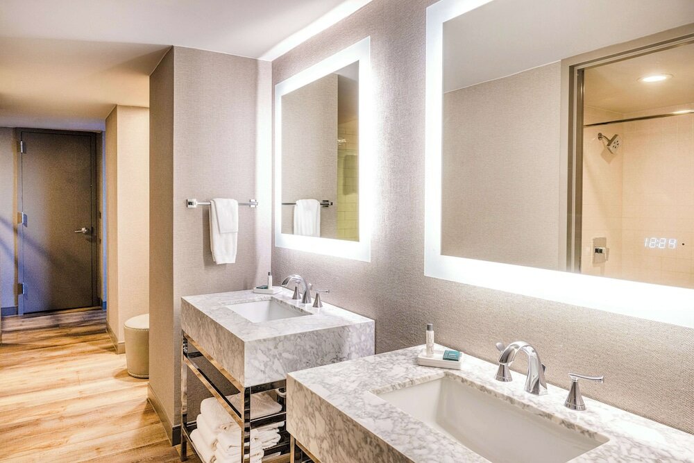 Studio Suite, 1 King Bed