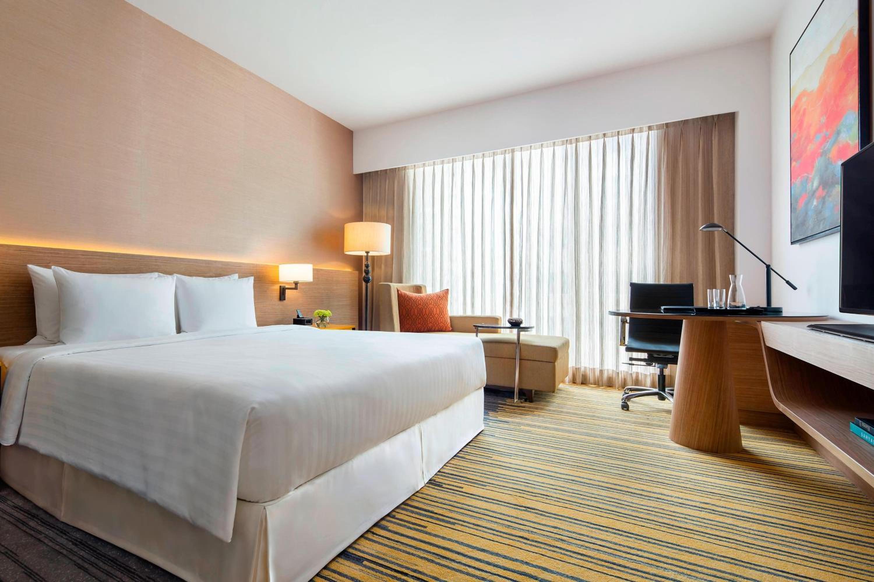 Courtyard Suite with Club Lounge Access & Flexible check-in/check-out