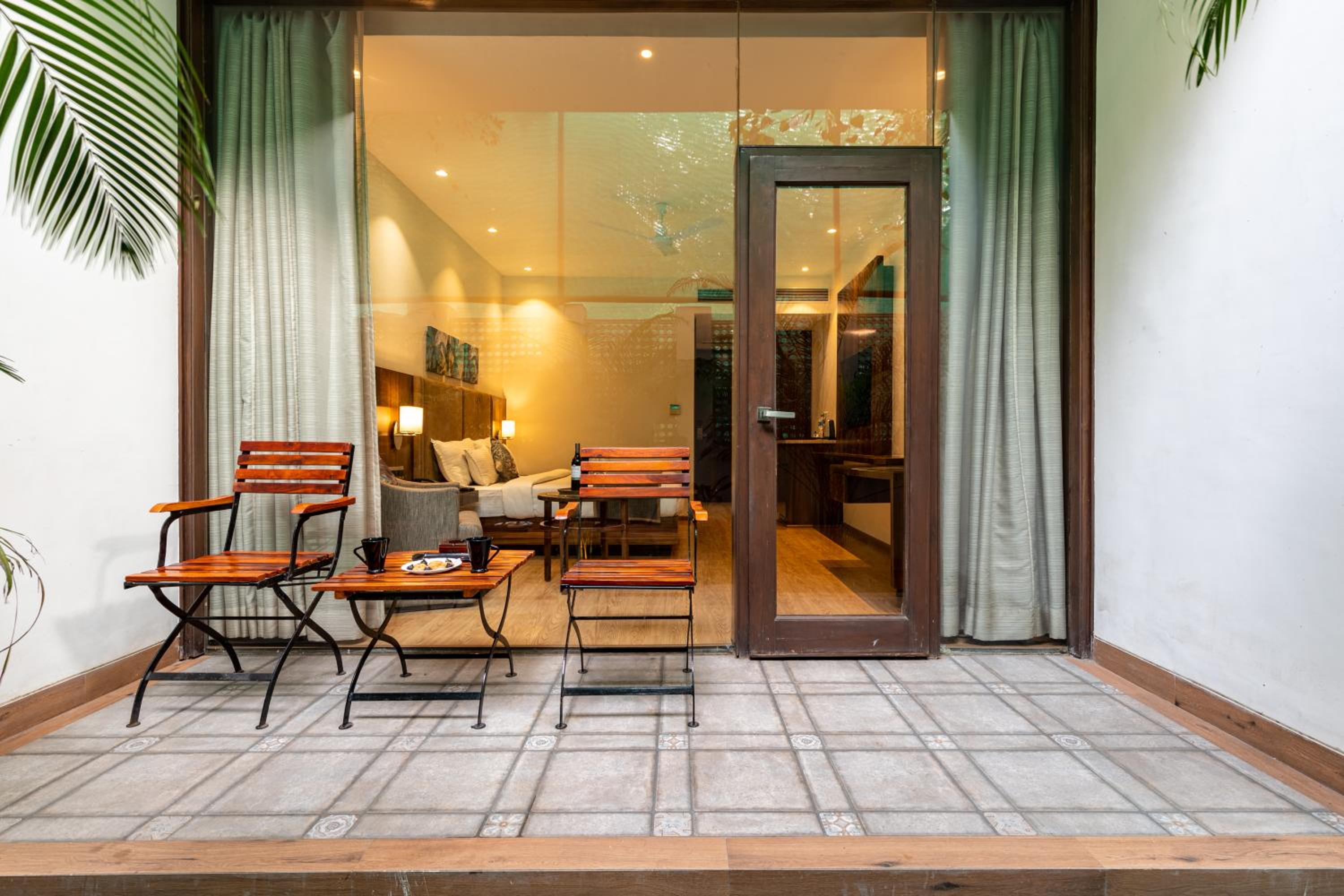 King Room with Garden View
