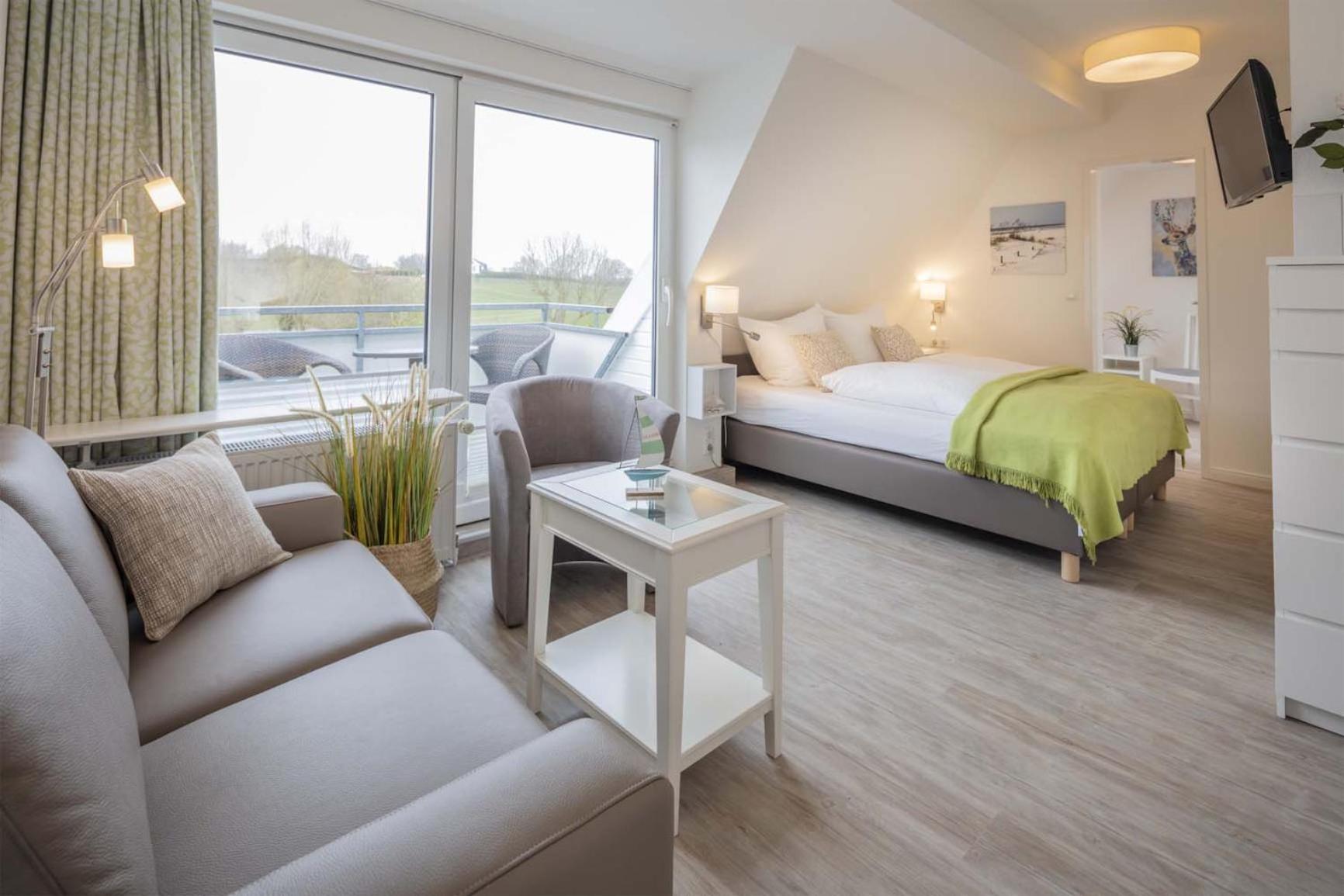 Apartment with Balcony