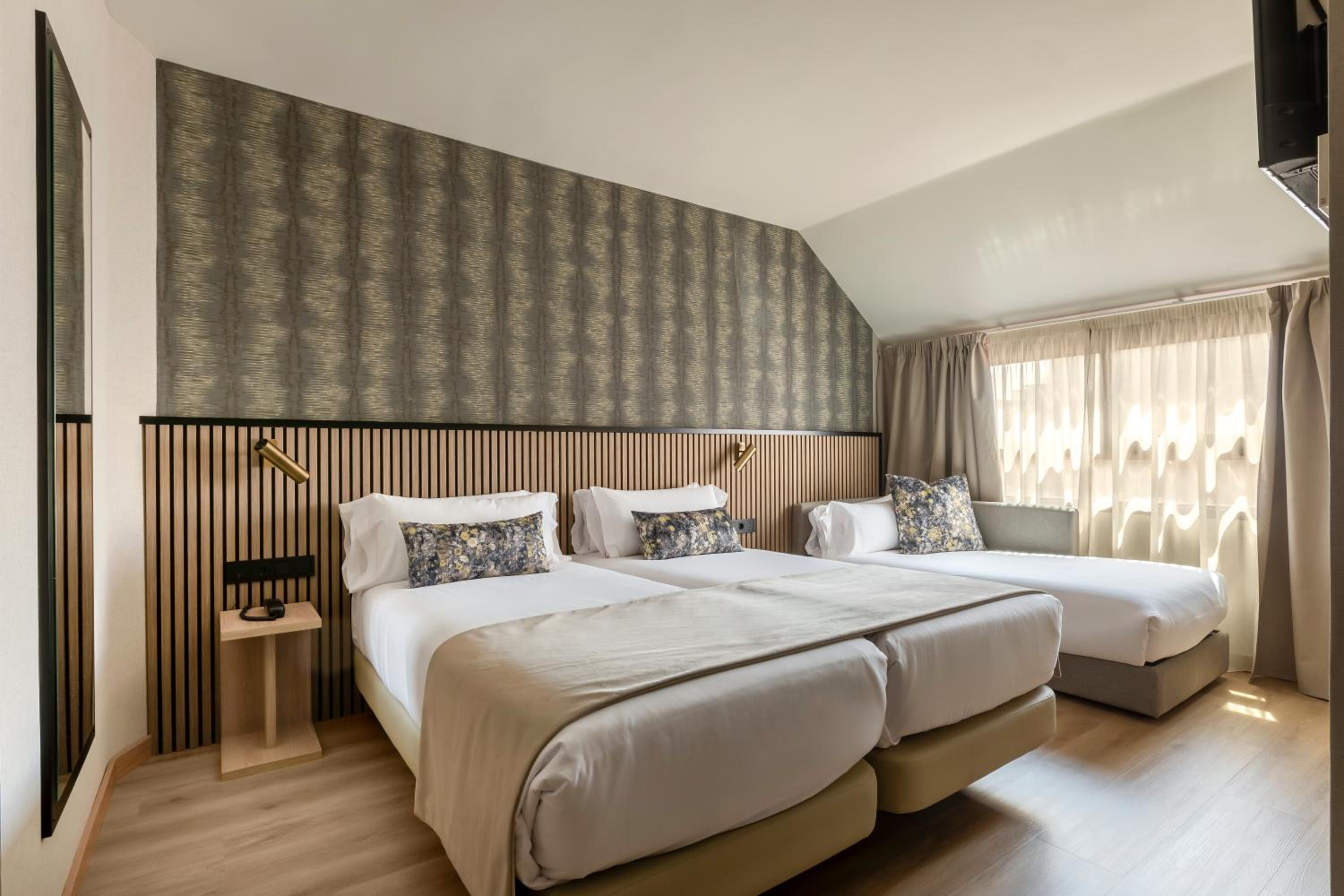 Superior Triple Room