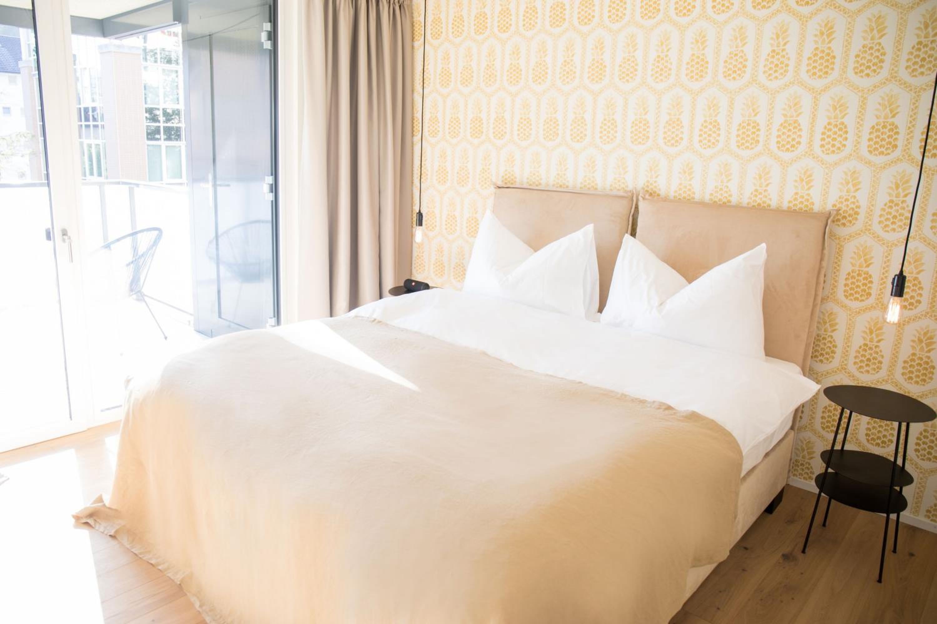 Apartment with Balcony