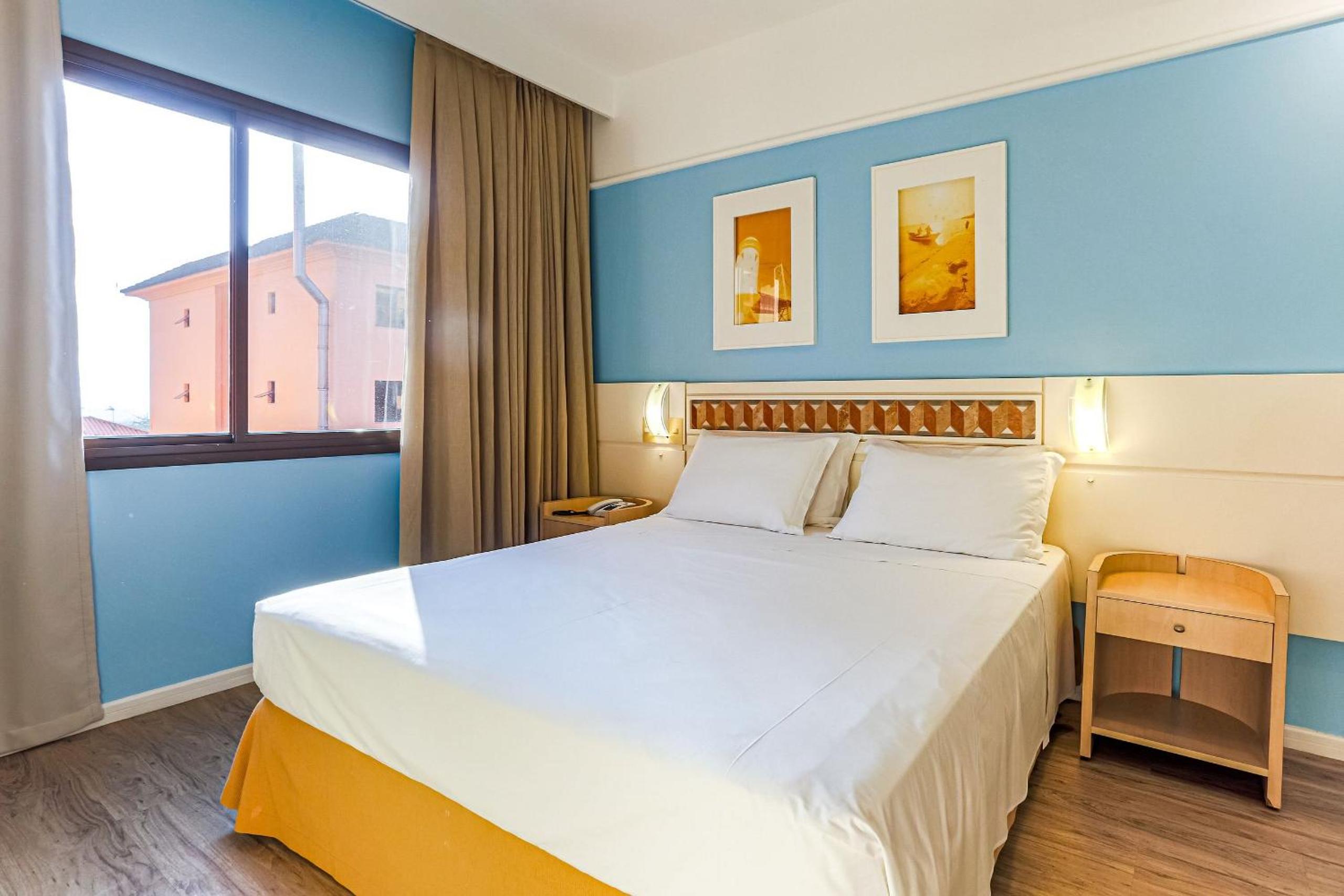 Suite with Pool View