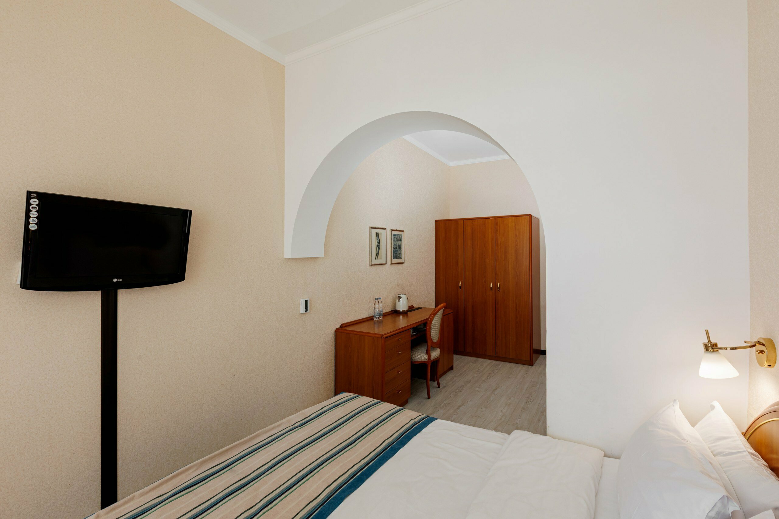 Стандарт улучшенный с двуспальной кроватью Double+