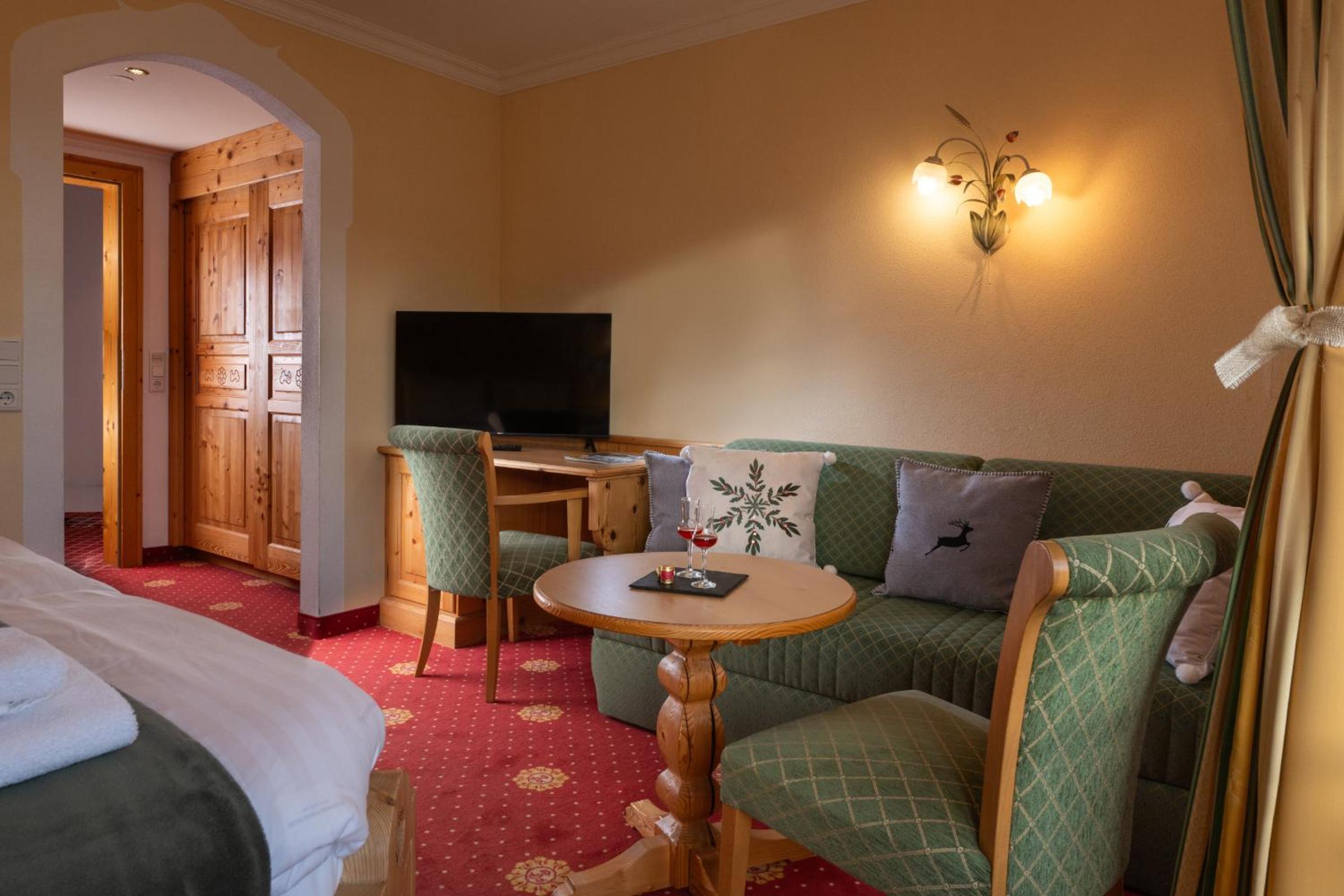 Double Room with Mountain View