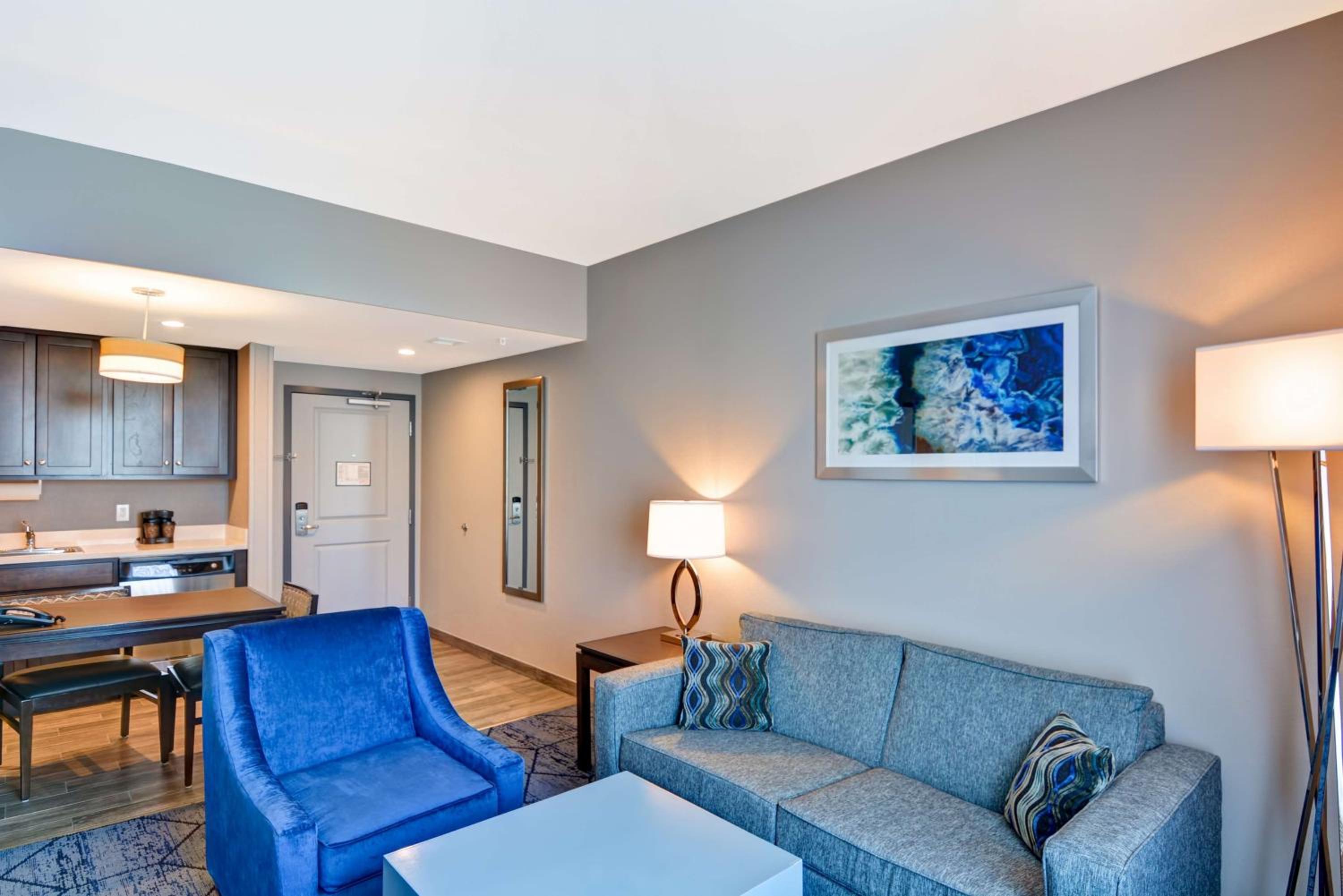 King Studio - Mobility and Hearing Access/Non-Smoking