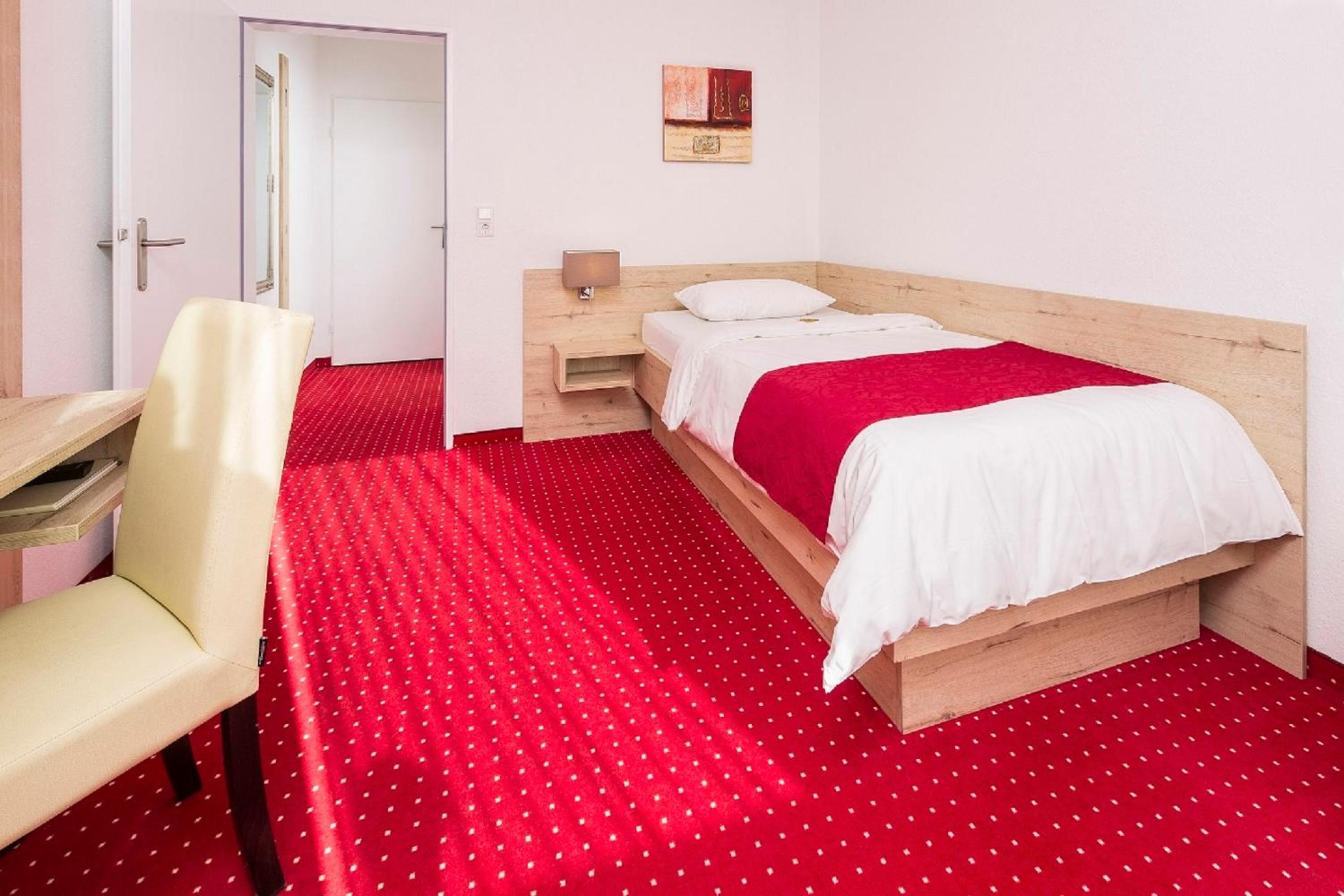 Comfort Single Room