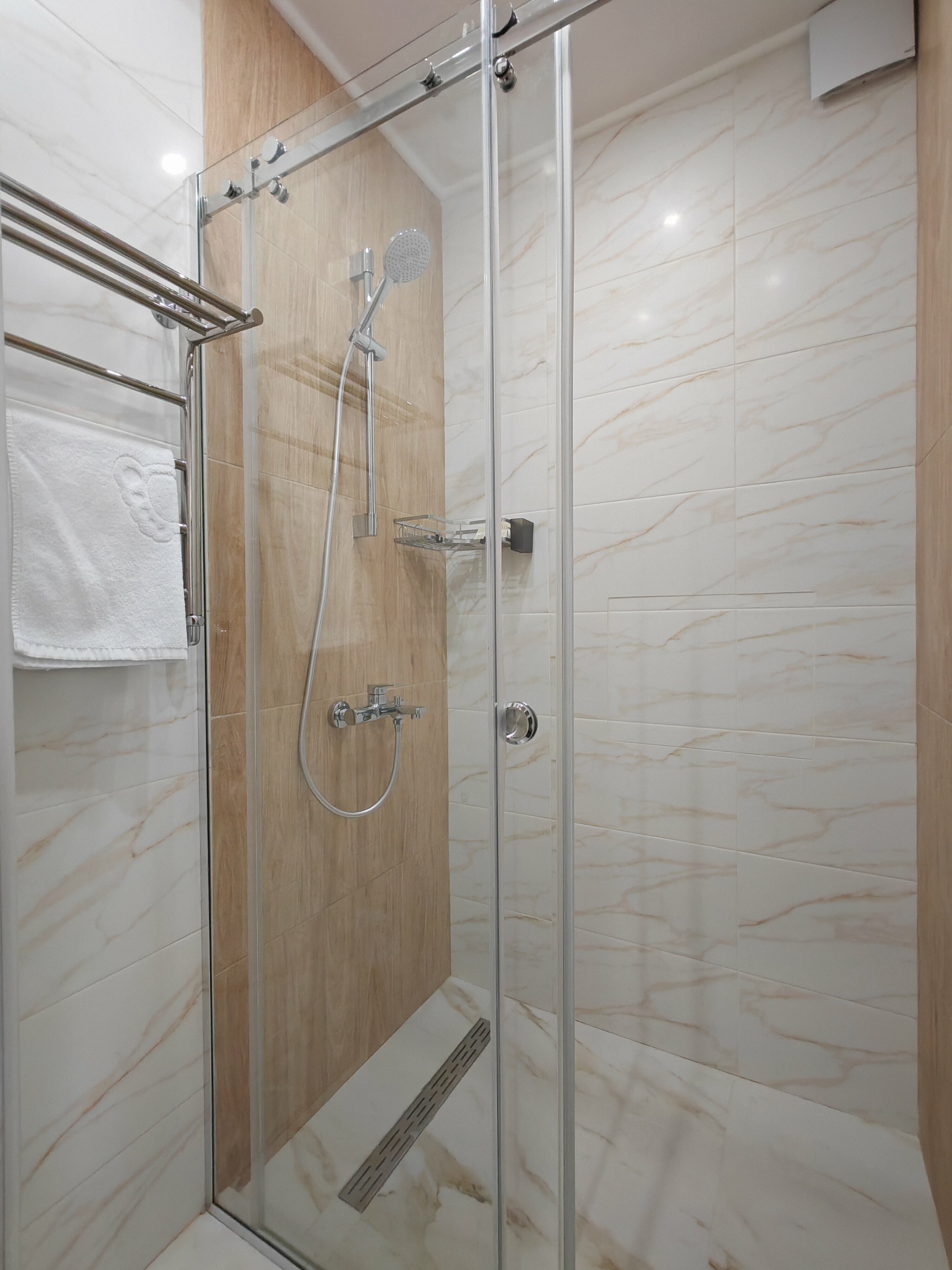 Люкс Плюс DBL (вид на море и парк)