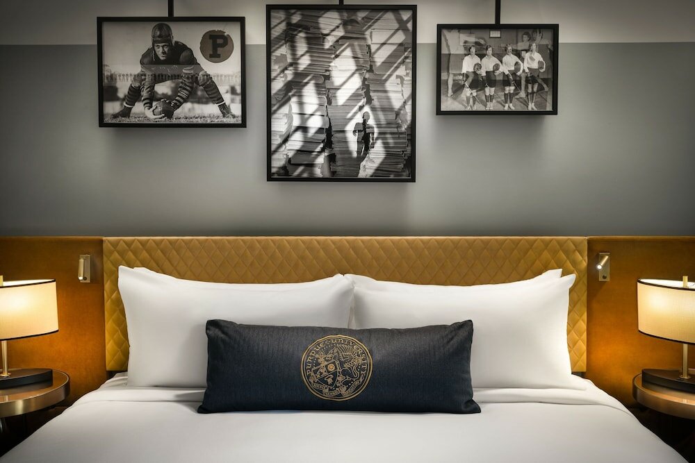 Standard Room, 1 King Bed (Hearing Accessible)