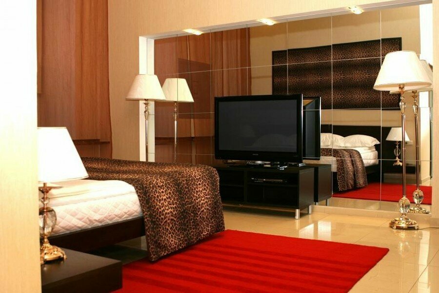 Улучшенный номер с кроватью размера «king-size»