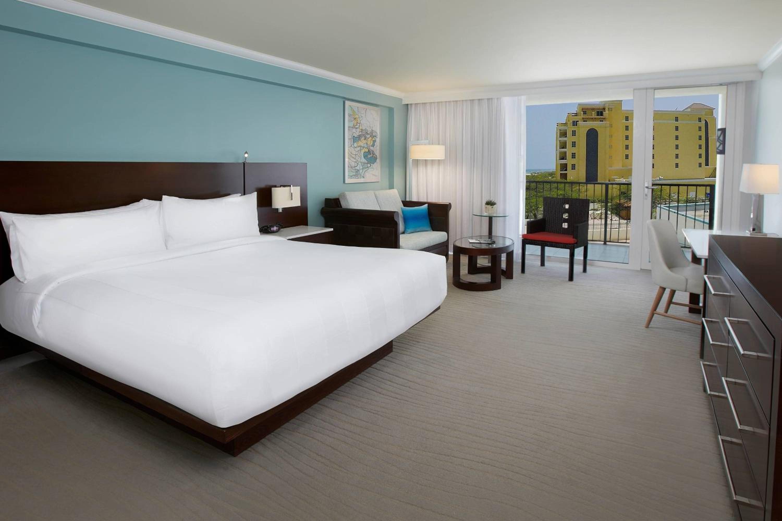 Limited View, King Bed