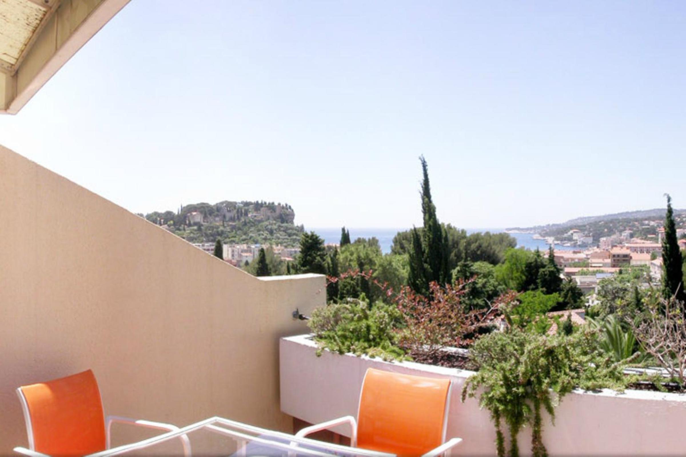 Duplex with Sea View