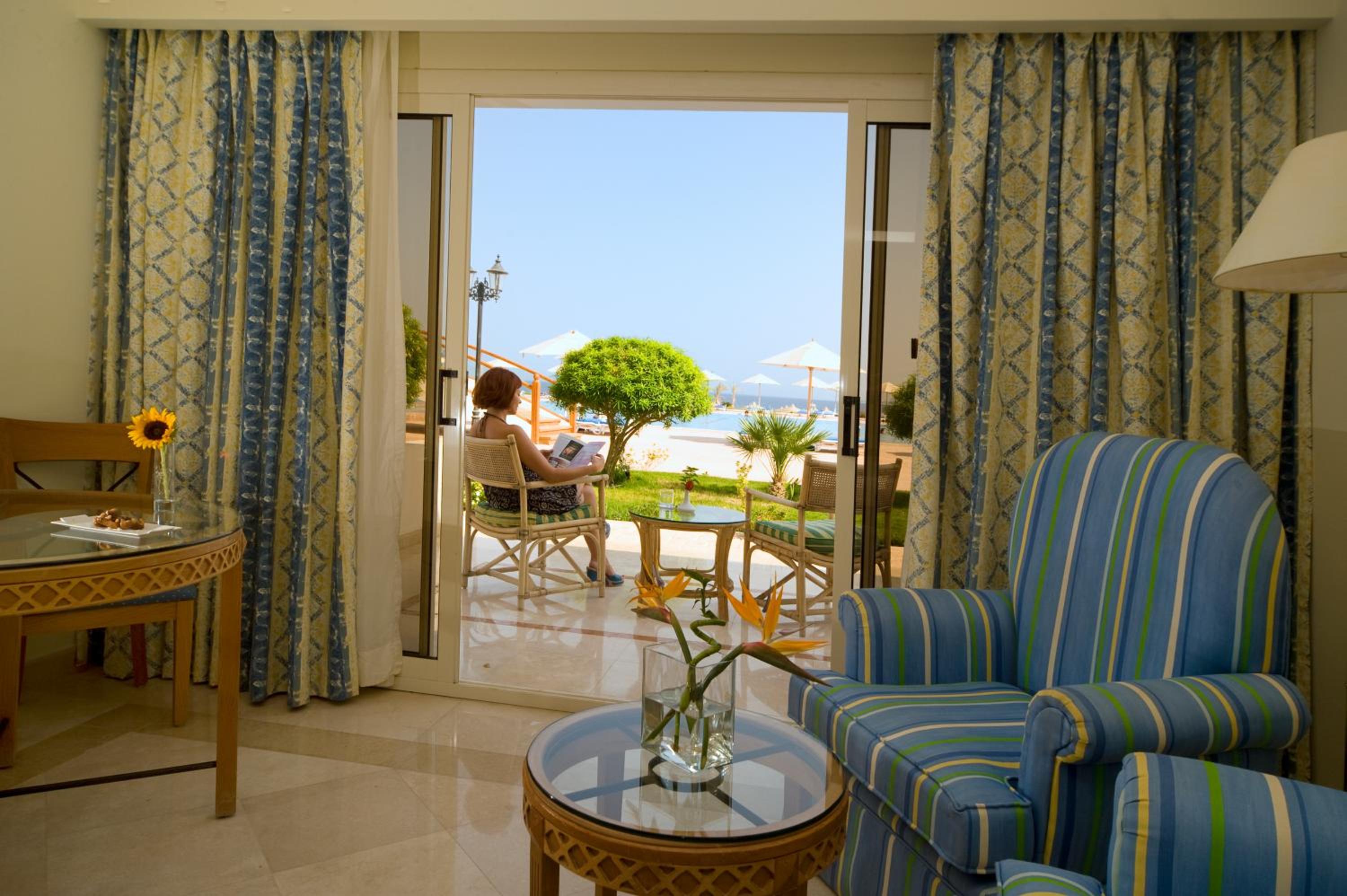 Deluxe Room with Sea View