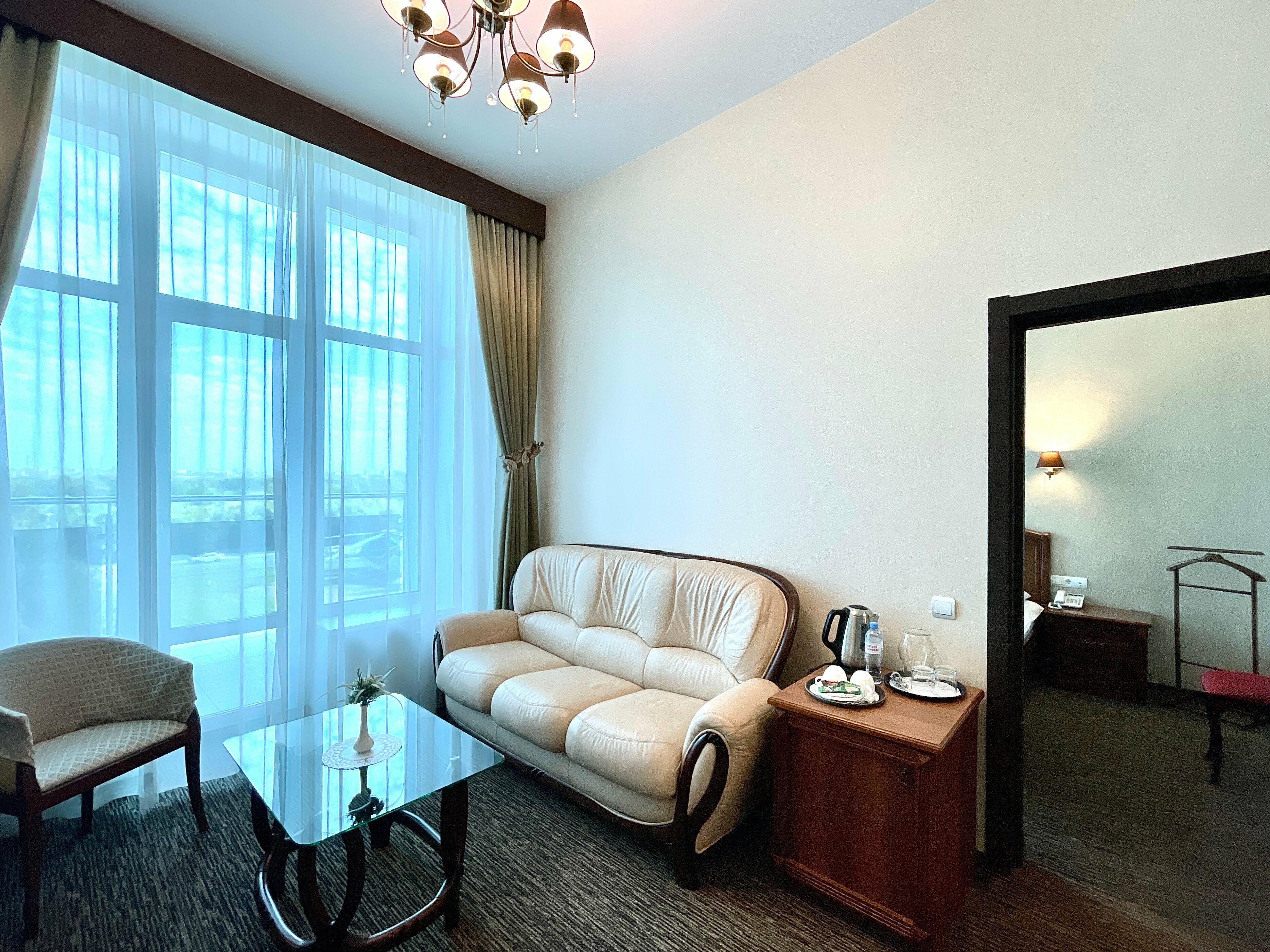 Джуниор сюит двухкомнатный с балконом