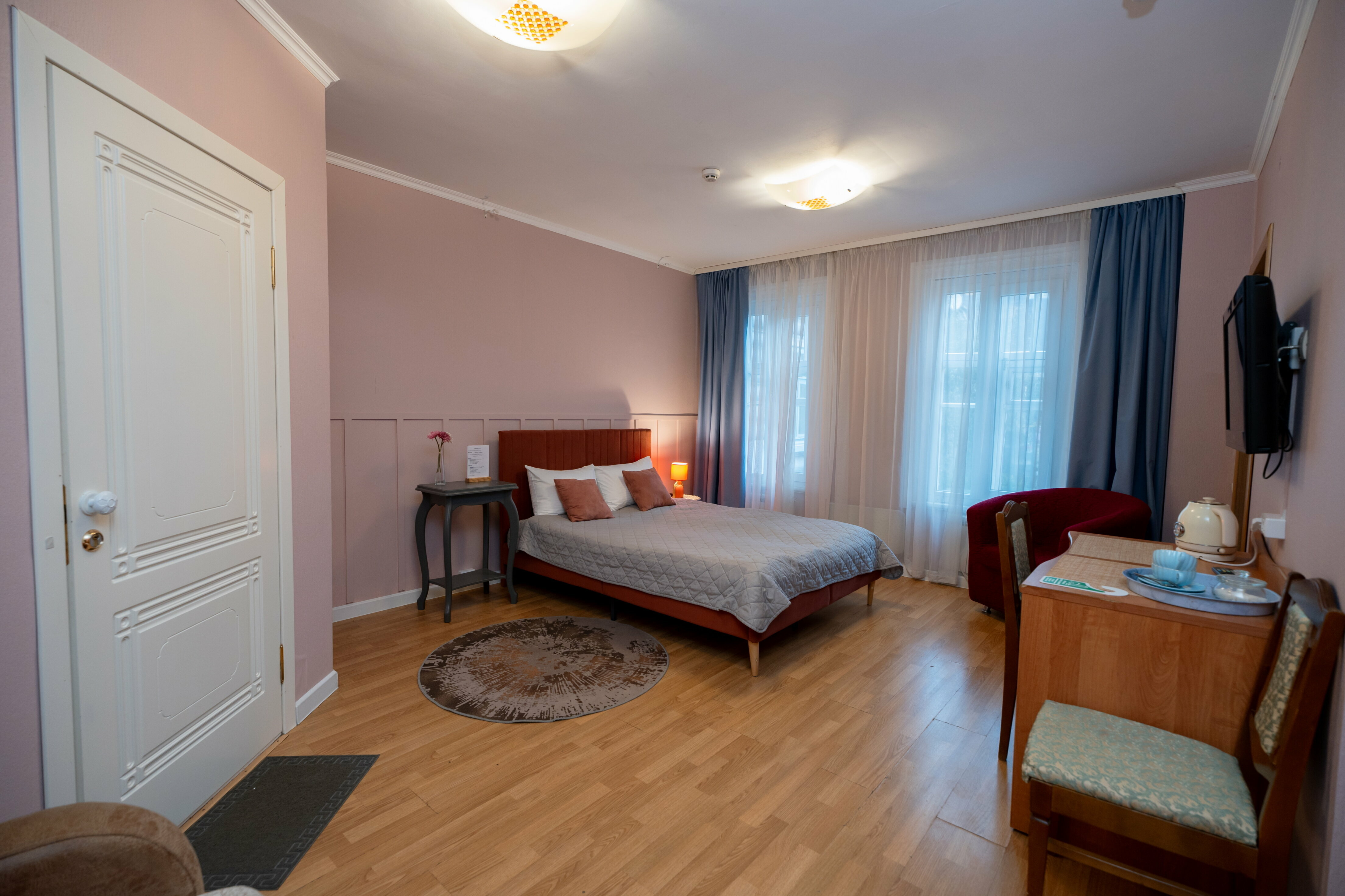 Cемейный номер с собственной ванной комнатой