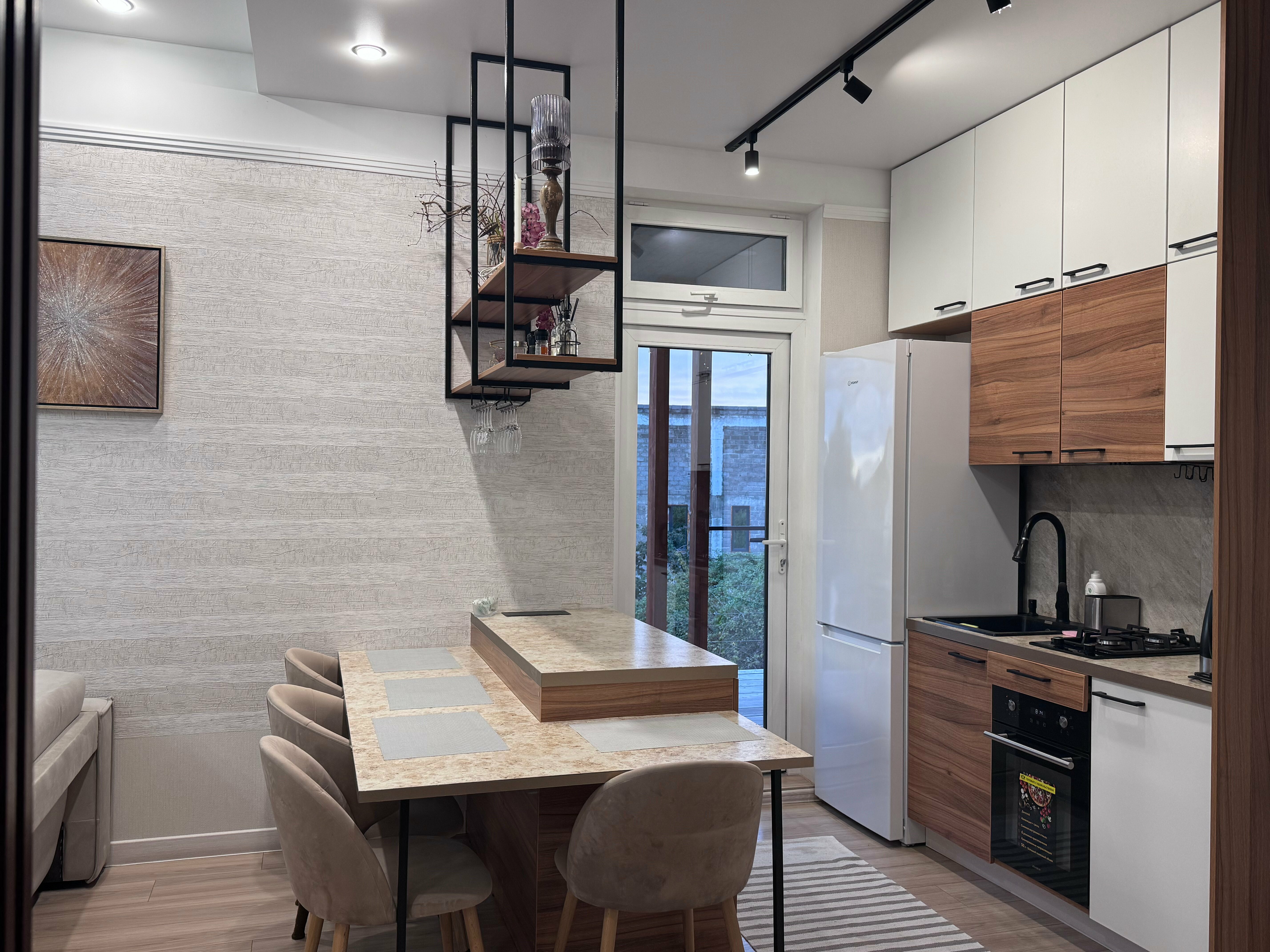 Дом с собственным бассейном