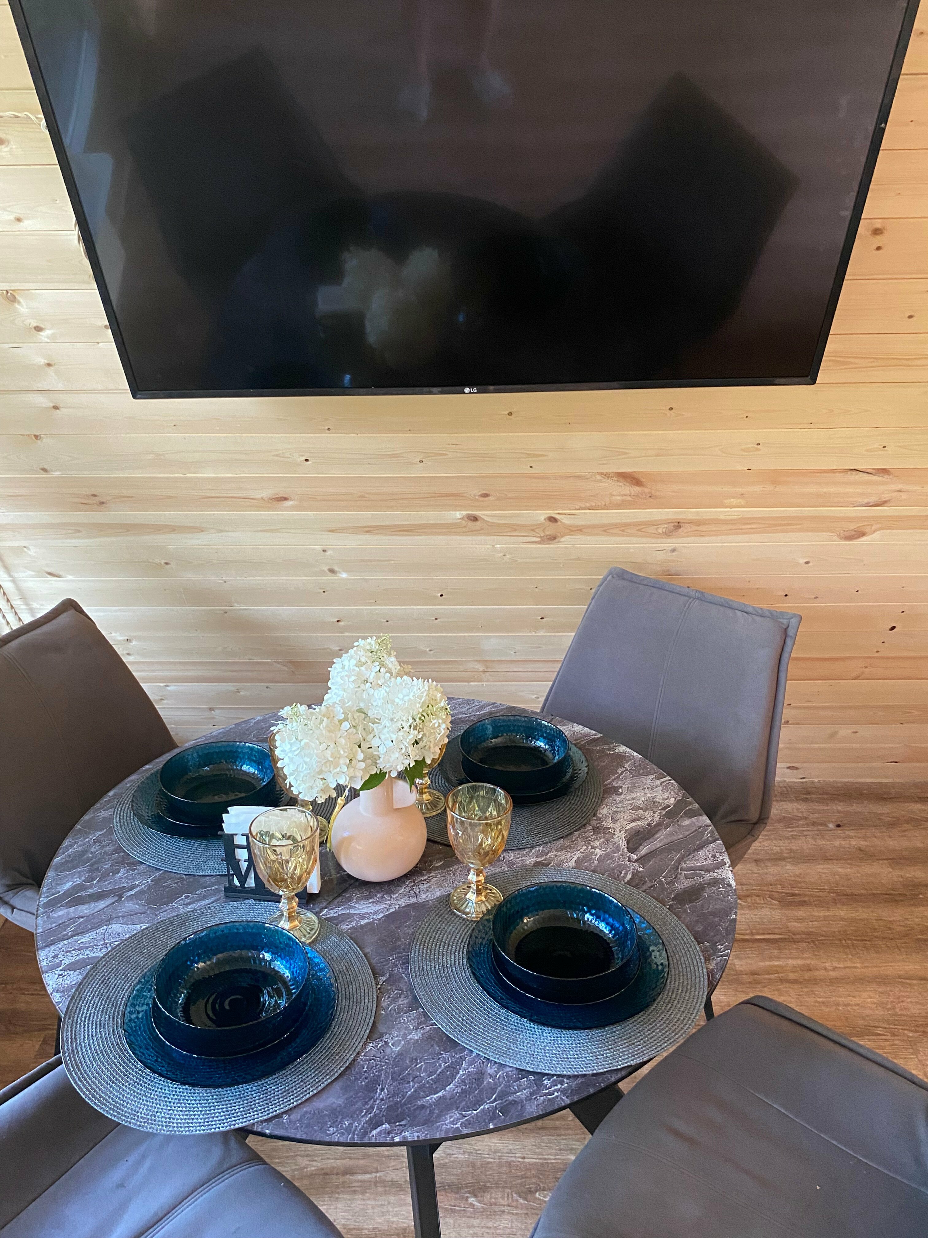 Дом с видом на озеро