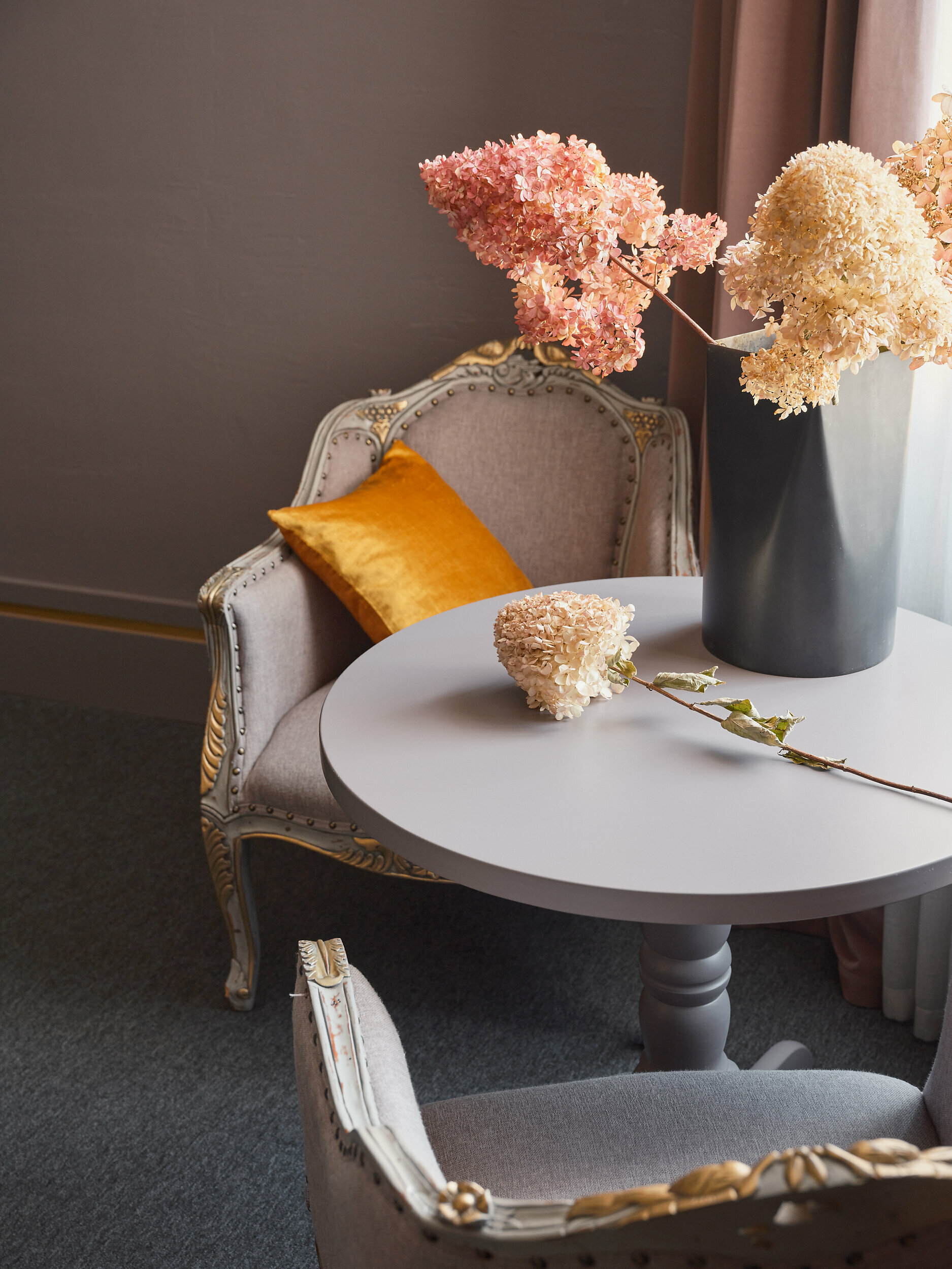 Улучшенный люкс