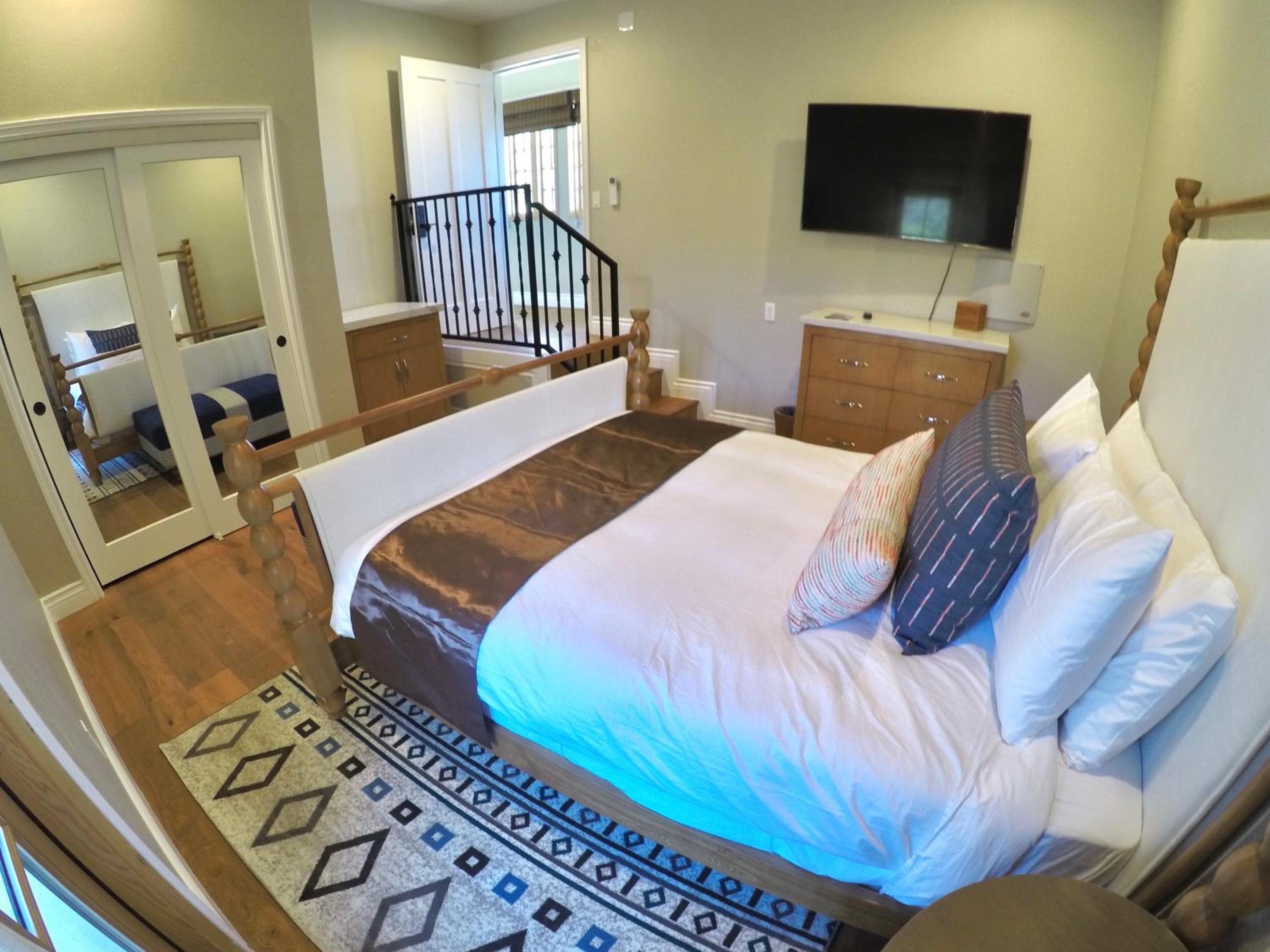Three-Bedroom Penthouse