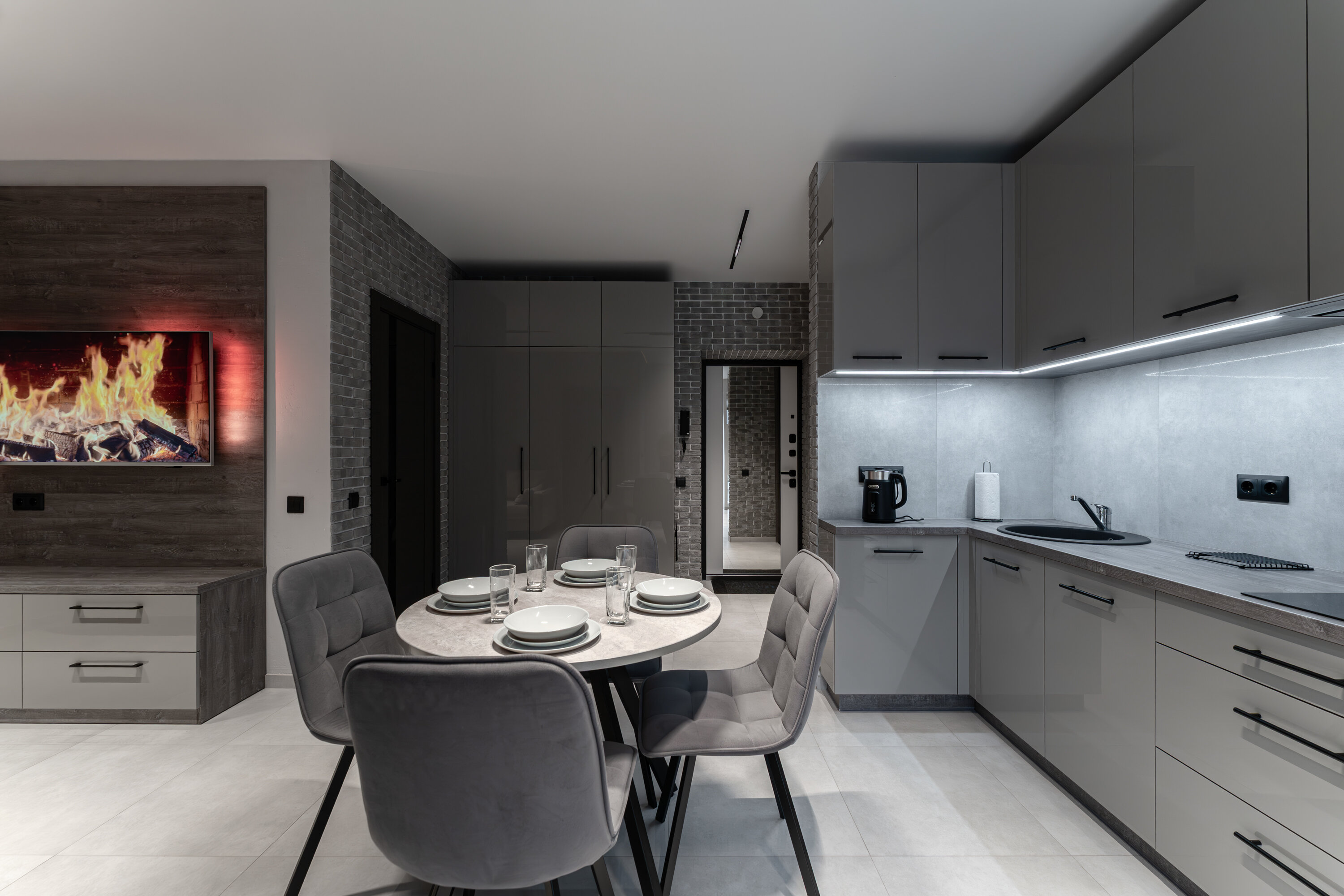 Четырехместный номер с балконом