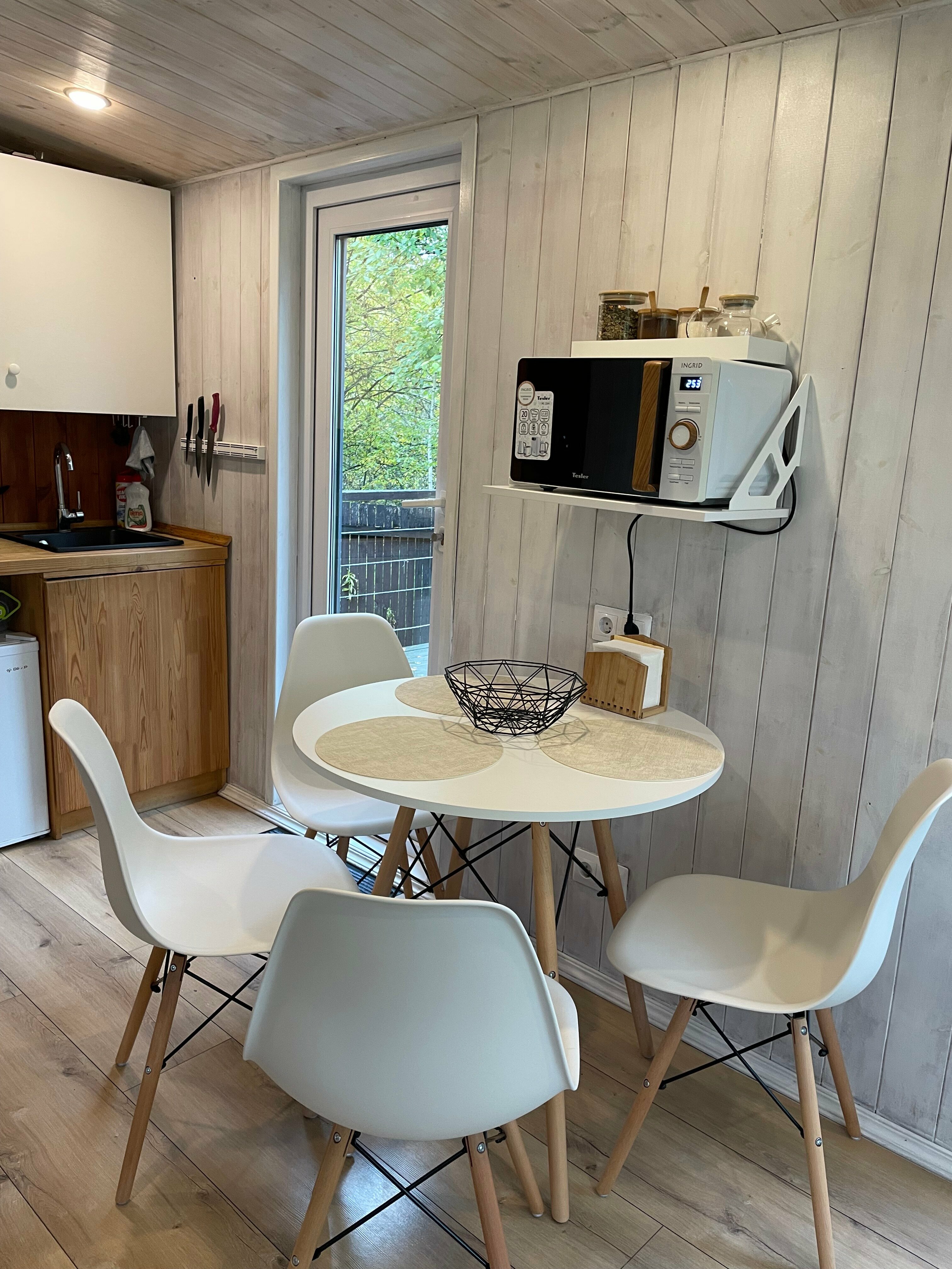 Дом с видом на лес