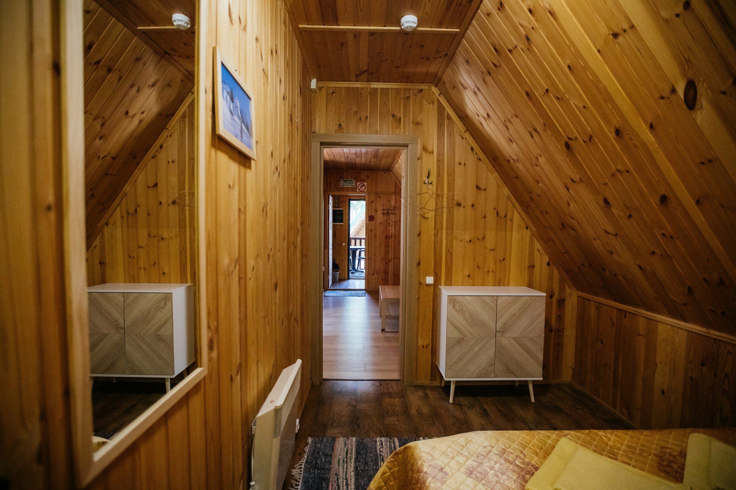 Крайняя изба-1/2 рубленного деревянного дома на 4 человек