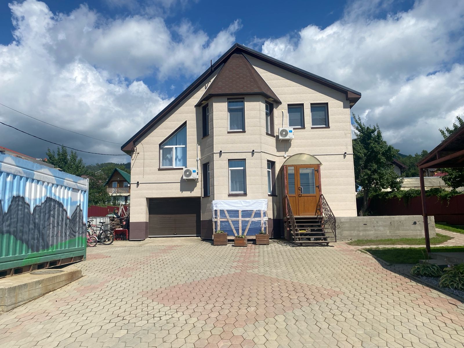 Коттедж с видом на горы