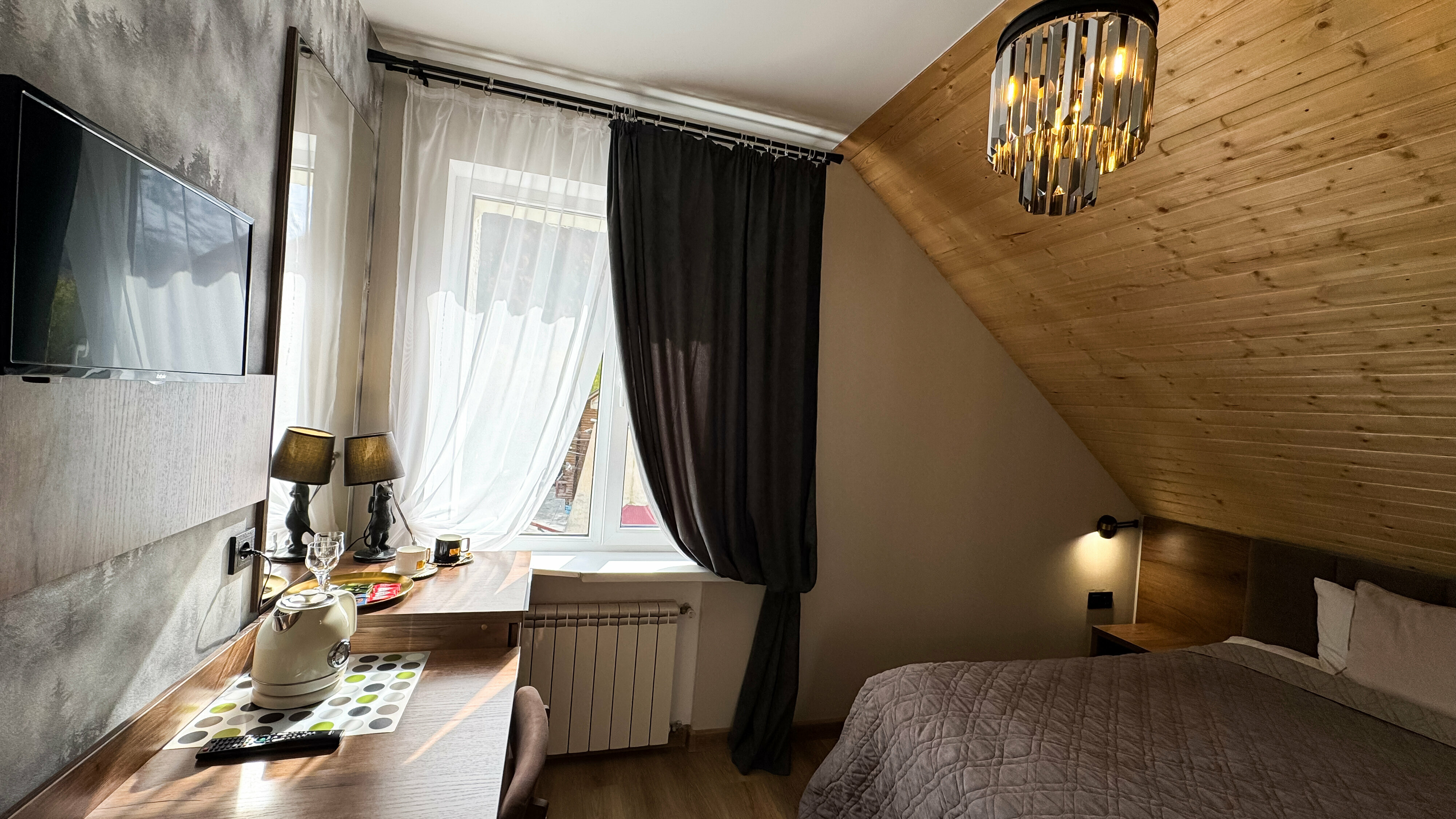 Улучшенный двухместный номер с 1 кроватью или 2 отдельными кроватями, вид на горы