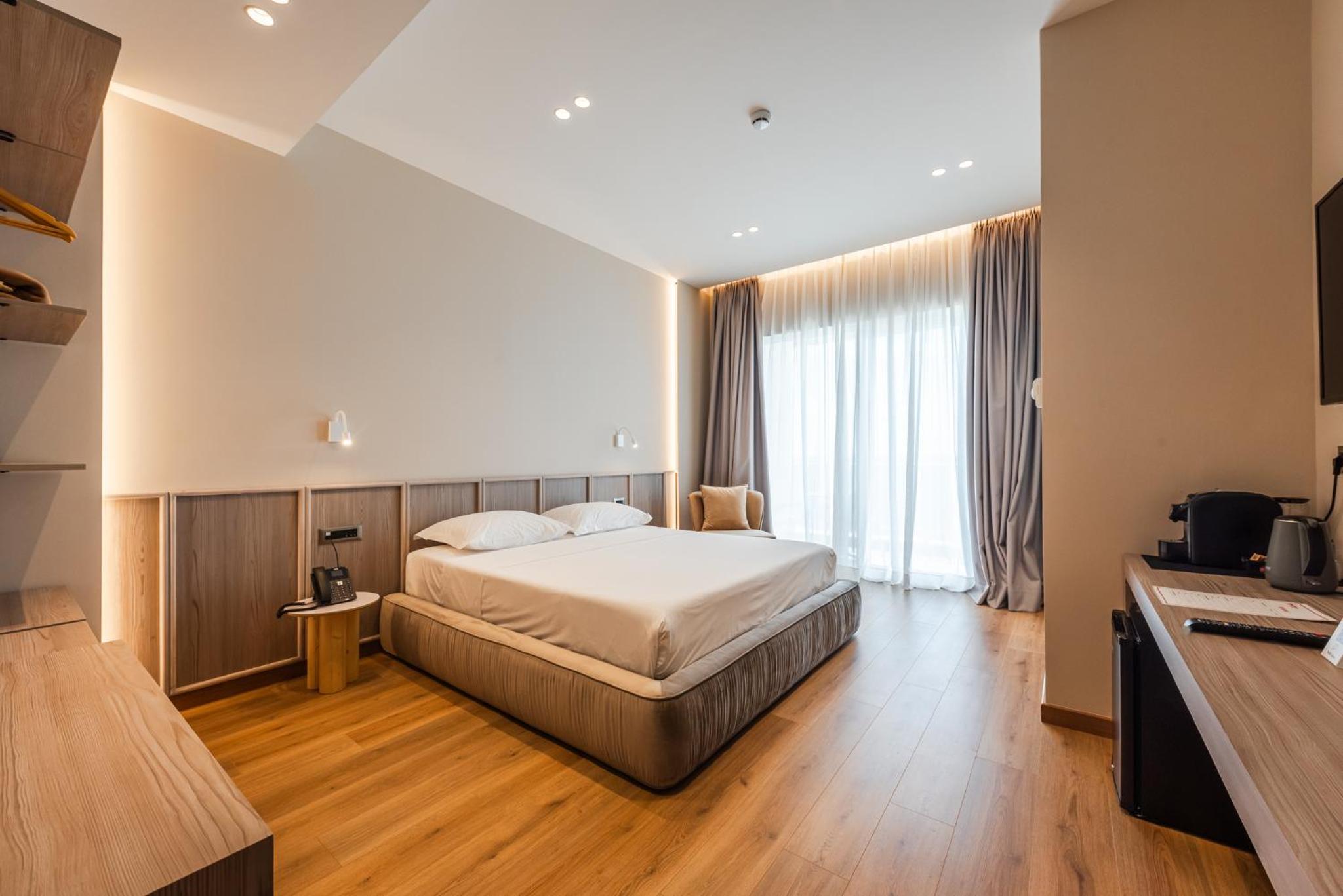 Deluxe Double Room with Sea View