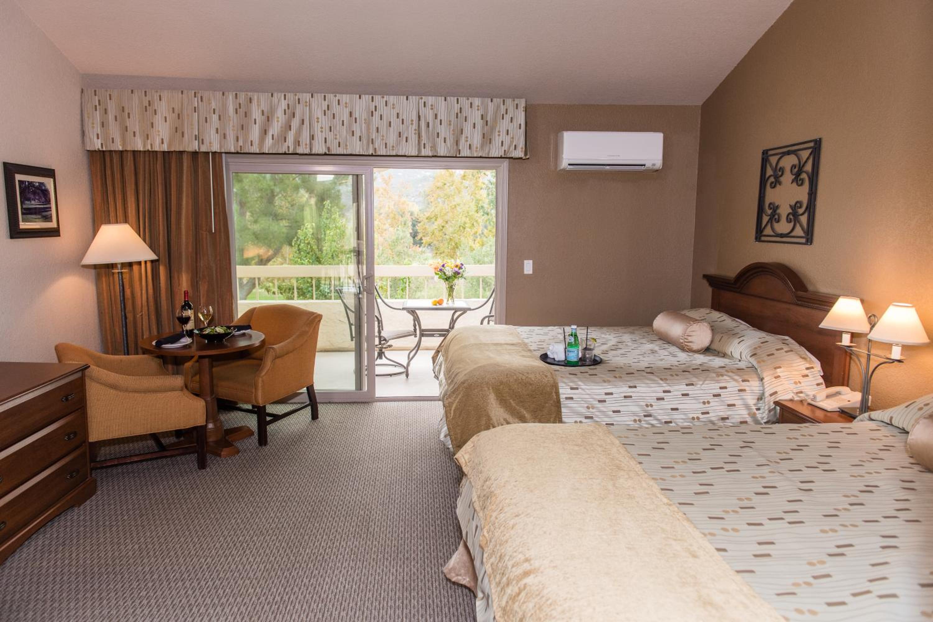 Queen Room With Two Queen Beds