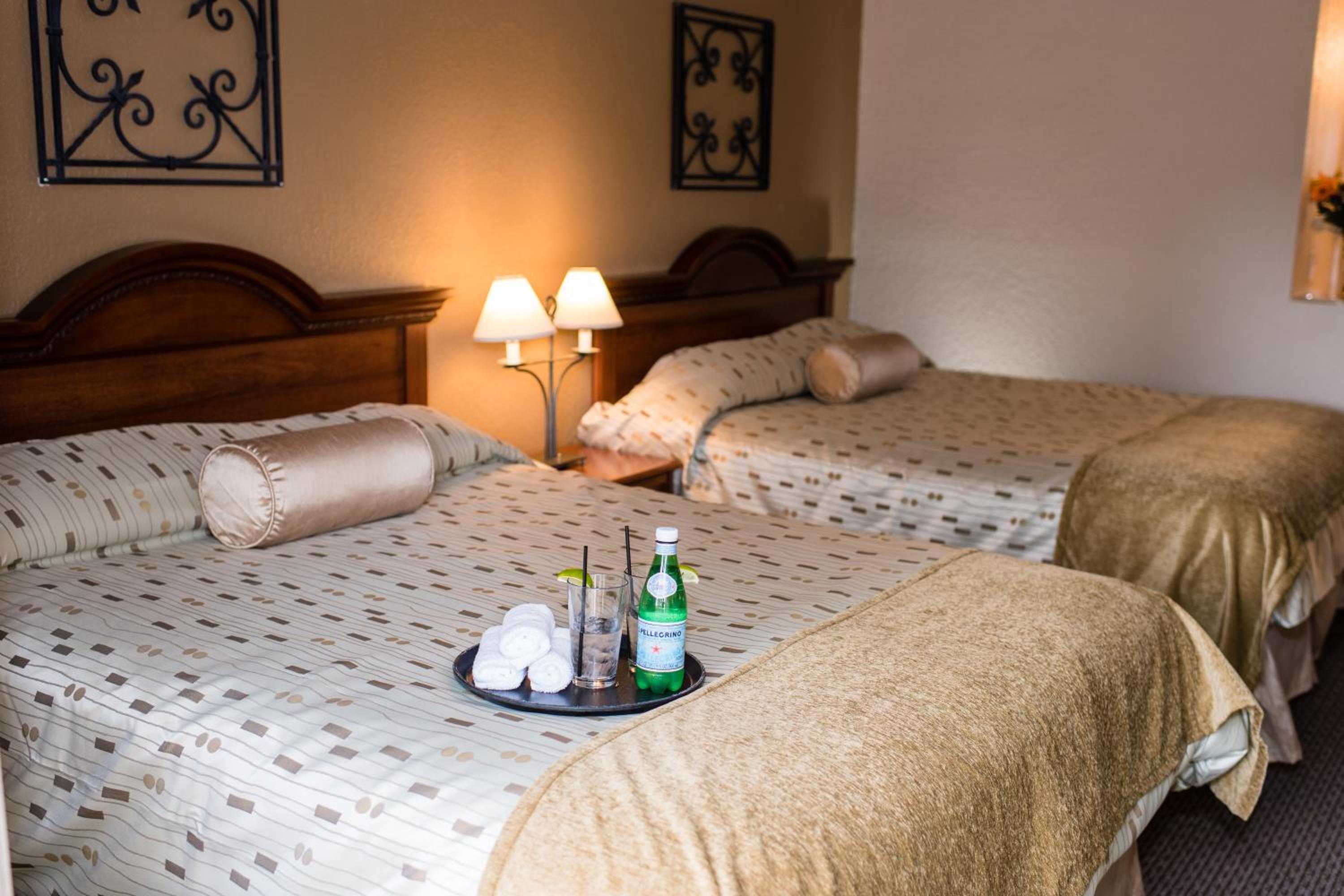 Queen Room With Two Queen Beds