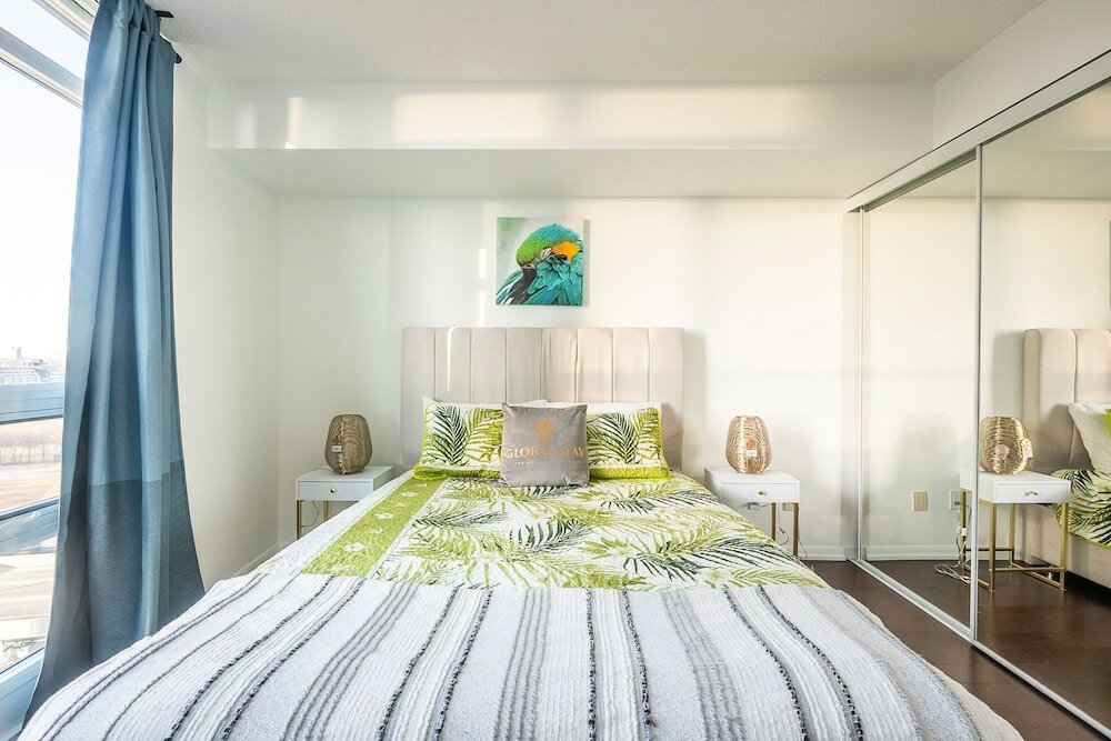 Panoramic Apartment, 2 Bedrooms, Balcony, Lake View