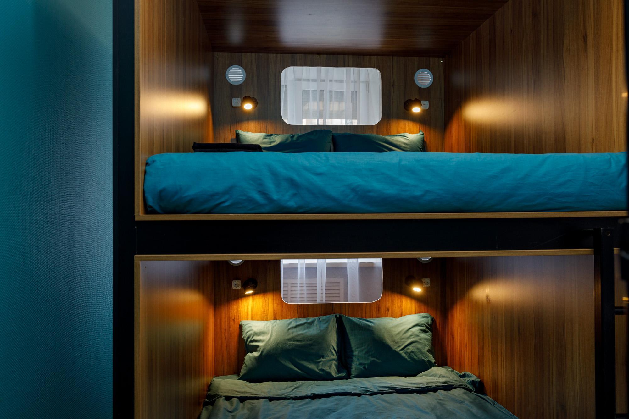 2 Двухместных капсулы в общем 4-местном номере Семейный вейк